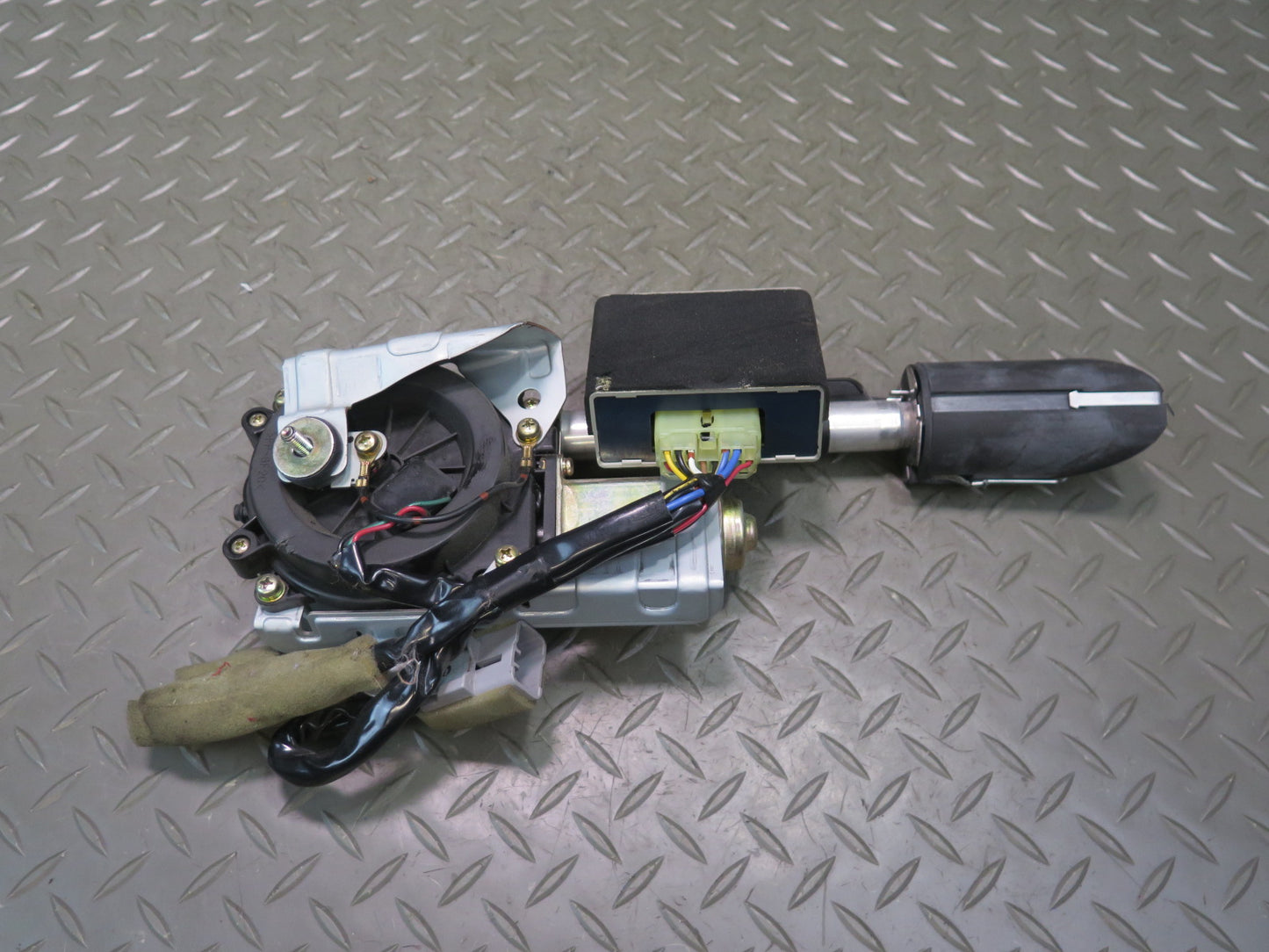 02-08 Lexus Z40 SC430 Exterior Power Radio Antenna Assembly 86309-24041 OEM