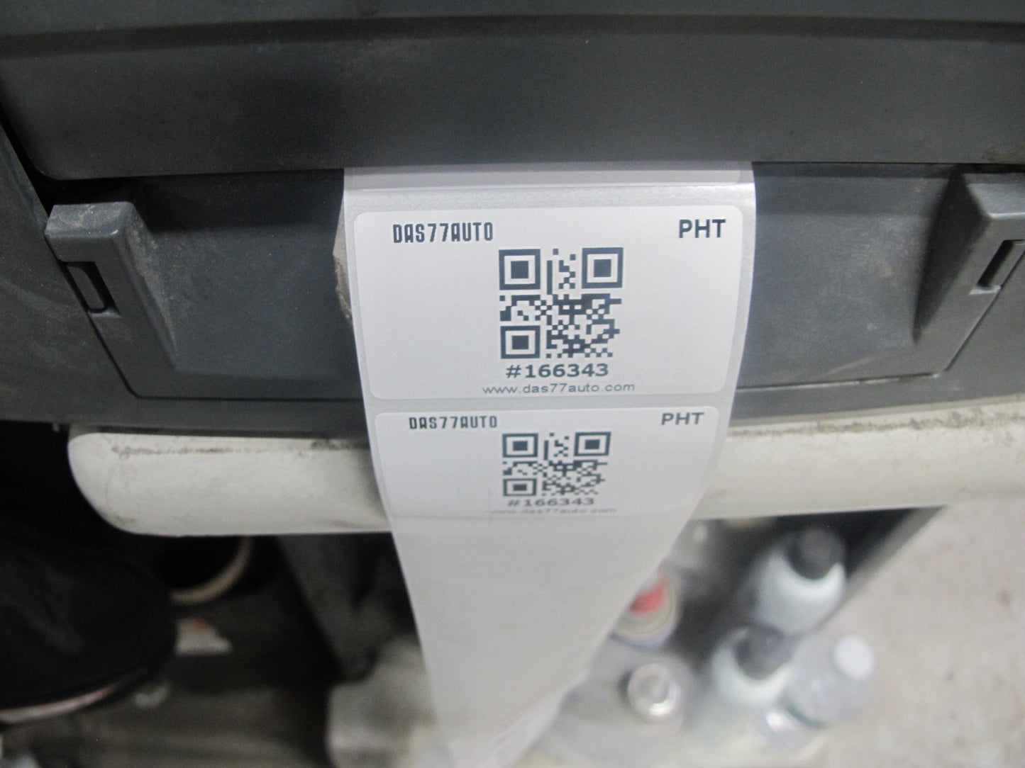 2003-2007 Hummer H2 Front Bumper Radiator Upper Grille Molding 15177227