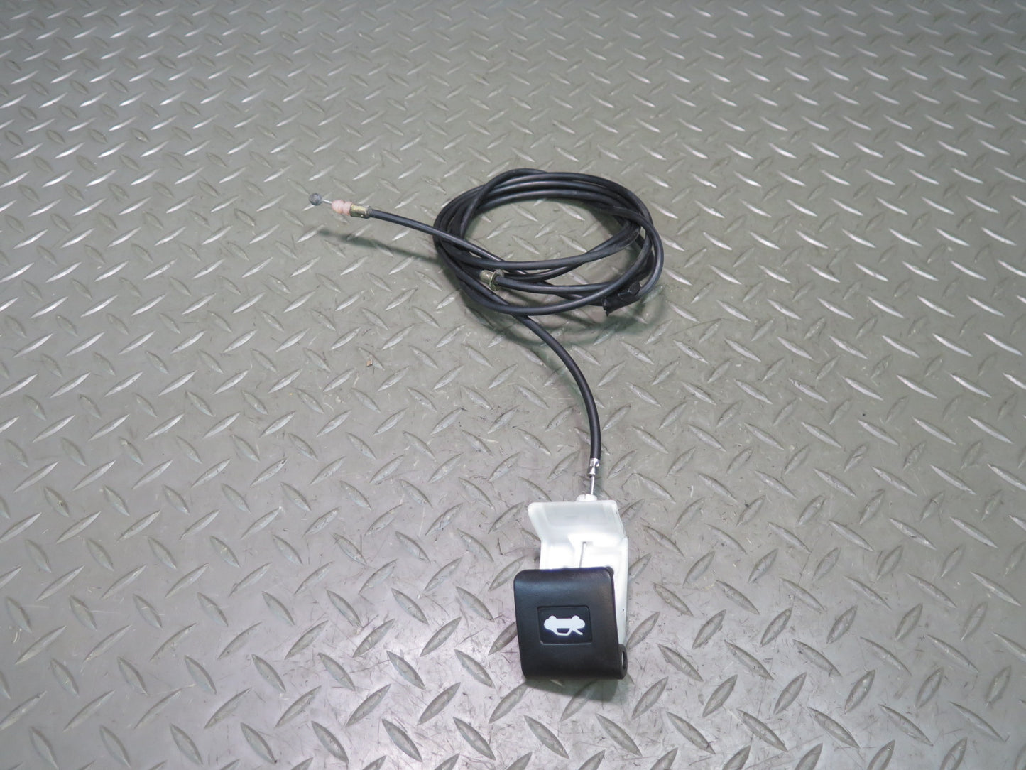 02-10 Lexus UZZ40L SC430 Hood Open Release Handle w Cable OEM