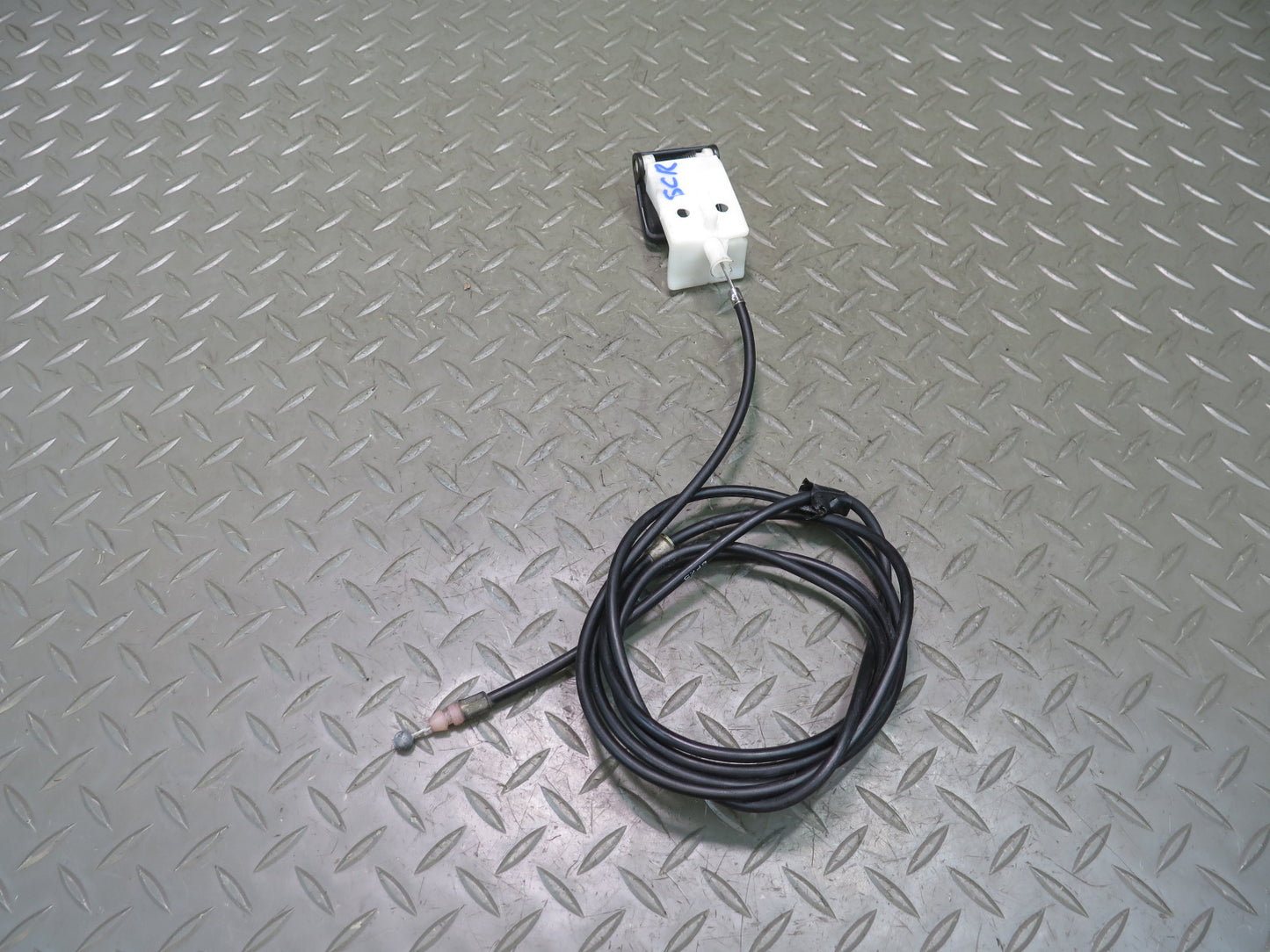 02-10 Lexus UZZ40L SC430 Hood Open Release Handle w Cable OEM