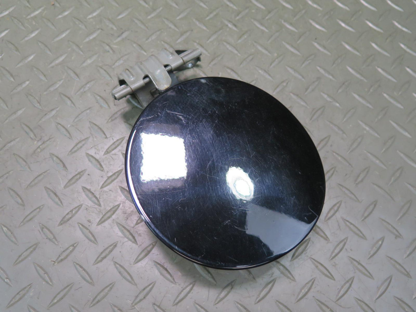 02-10 Lexus UZZ40L SC430 Fuel Tank Filler Door Lid Cover Black OEM