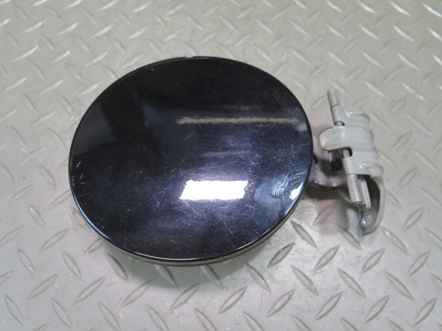 02-10 Lexus UZZ40L SC430 Fuel Tank Filler Door Lid Cover Black OEM