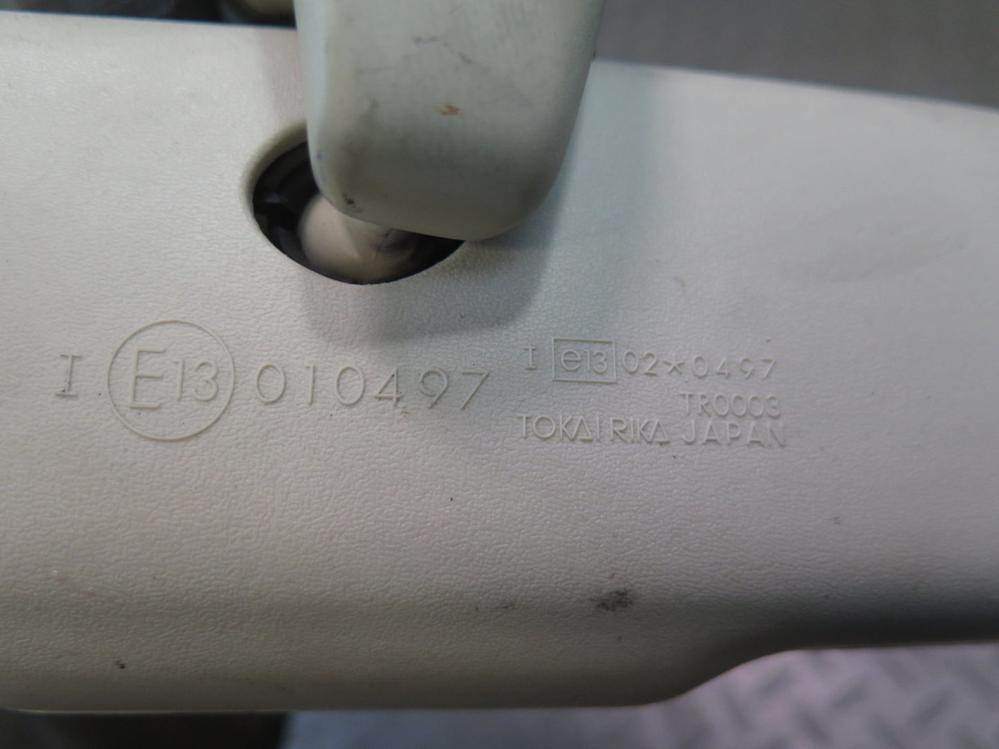 02-10 Lexus Z40 SC430 Auto Dimming Interior Rear View Mirror Ecru OEM