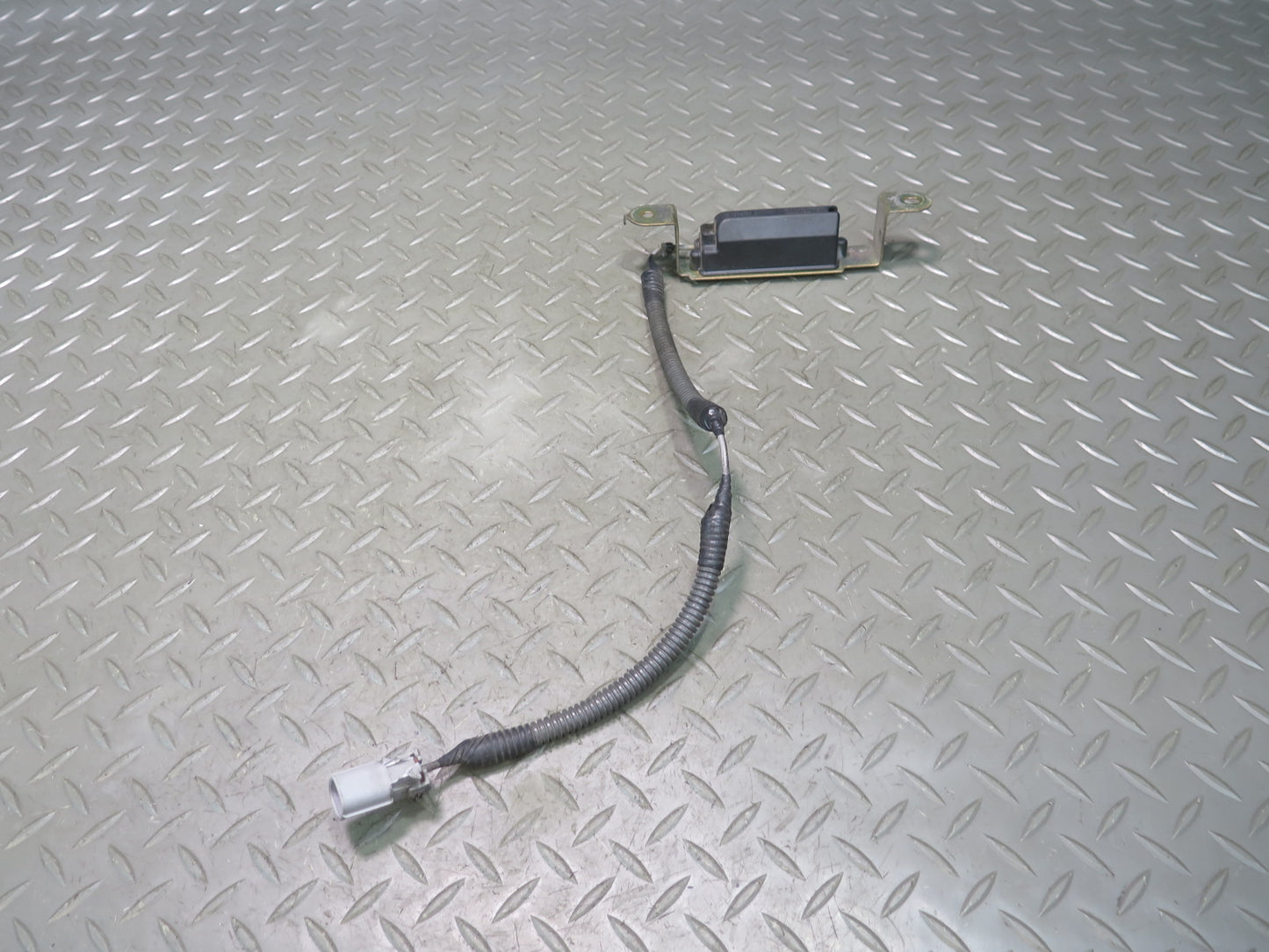 02-10 Lexus SC430 Set of 4 Front & Rear TPMS Tire Pressure Sensor Antenna OEM