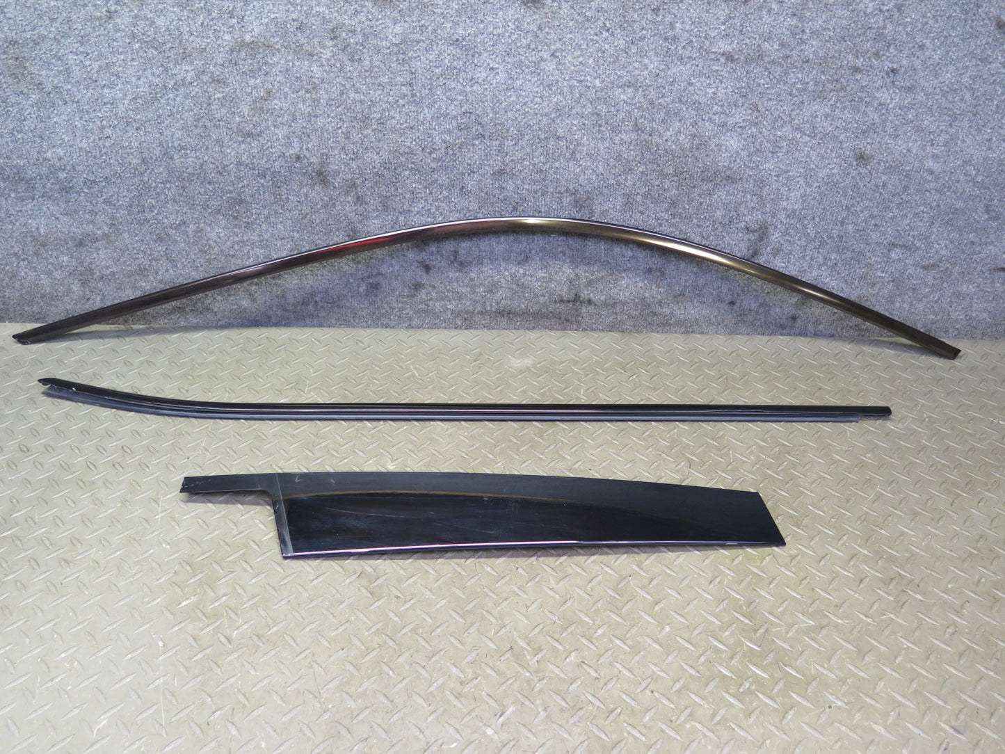11-17 BMW F25 X3 Front Left Door Window Exterior Trim Molding Panel Set OEM