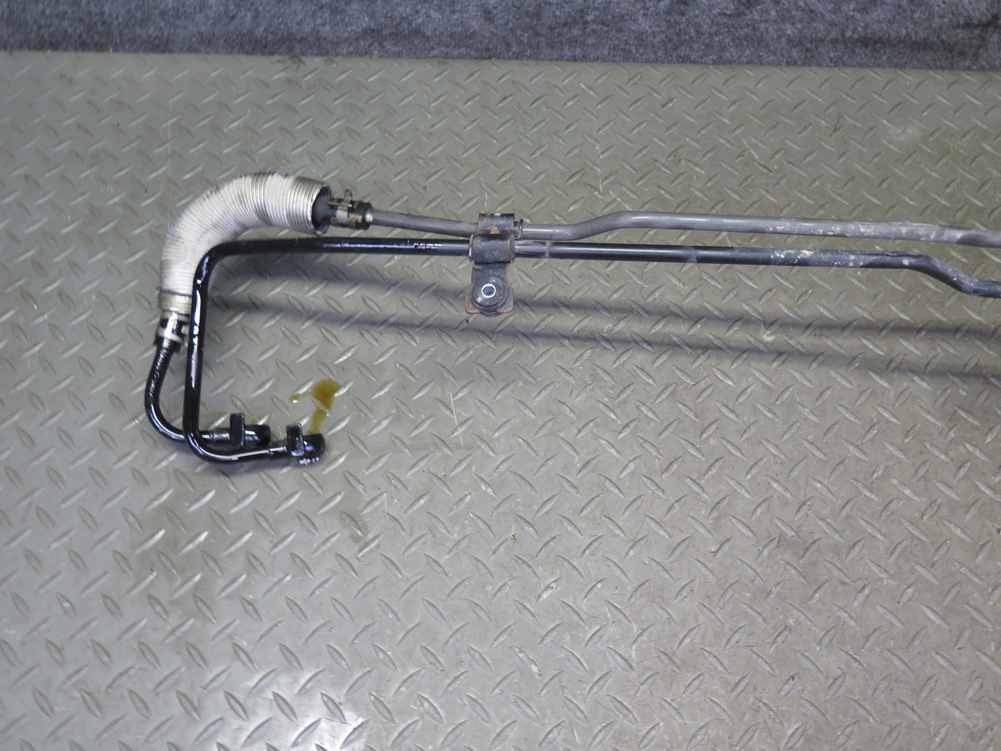 02-10 Lexus Z40 SC430 Power Steering Pressure Line Hose Pipe OEM