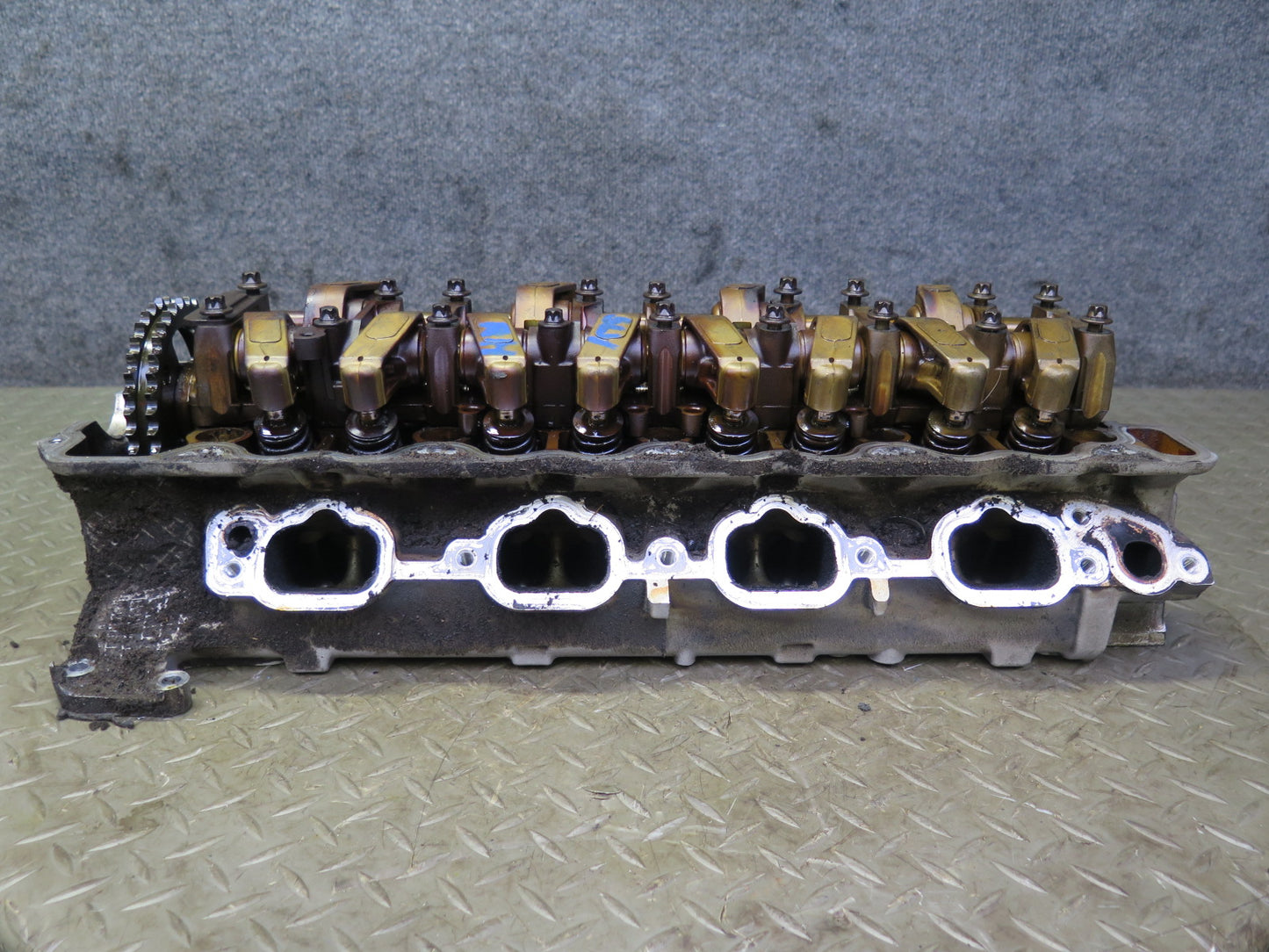 99-02 Mercedes R129 SL500 5.0L 113.961 Engine Right Cylinder Head w Camshaft OEM