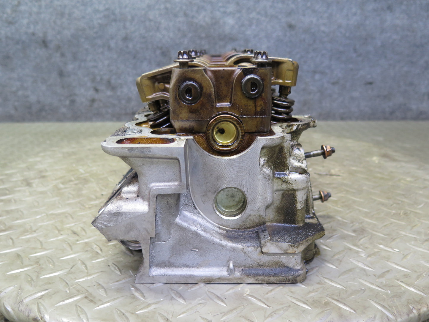 99-02 Mercedes R129 SL500 5.0L 113.961 Engine Right Cylinder Head w Camshaft OEM