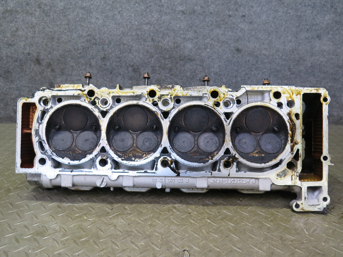 99-02 Mercedes R129 SL500 5.0L 113.961 Engine Right Cylinder Head w Camshaft OEM