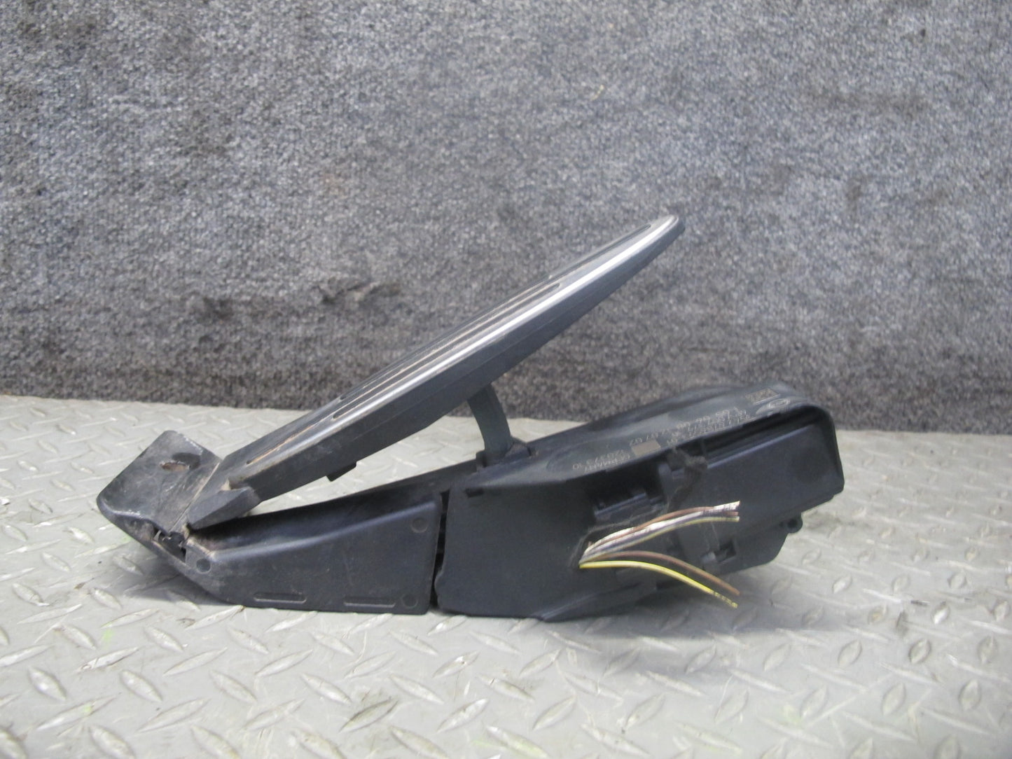 07-13 Mini S R55 R56 R57 R58 R59 M/T Gas Brake Clutch Pedal Cylinder Set OEM