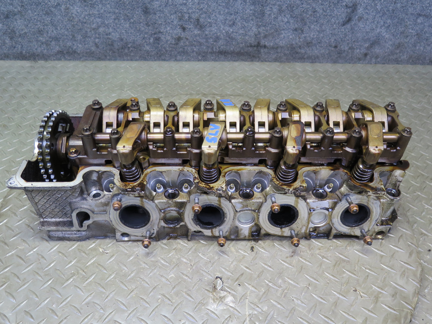 99-02 Mercedes R129 SL500 5.0L 113.961 Engine Left Cylinder Head w Camshaft OEM