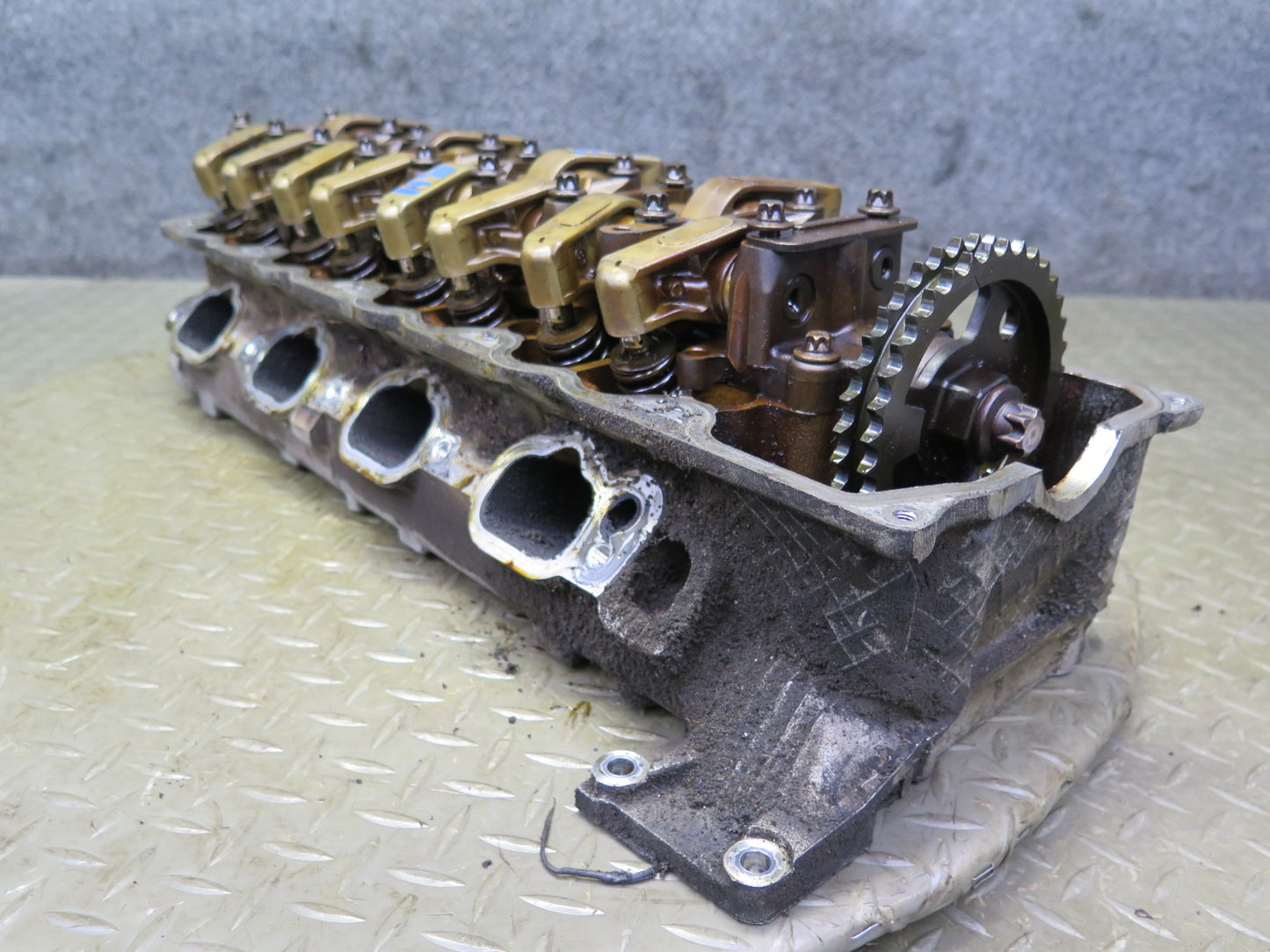 99-02 Mercedes R129 SL500 5.0L 113.961 Engine Left Cylinder Head w Camshaft OEM