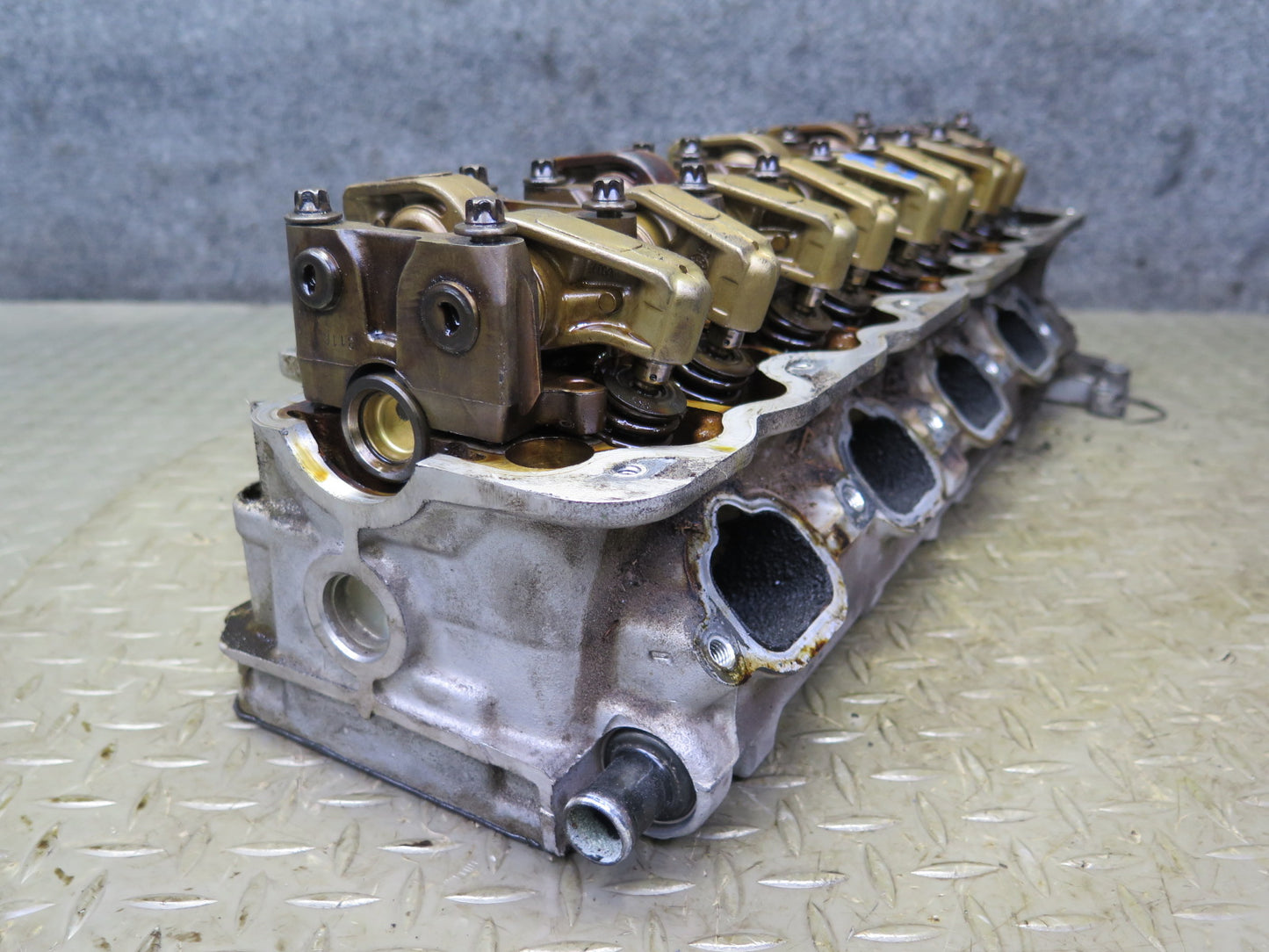 99-02 Mercedes R129 SL500 5.0L 113.961 Engine Left Cylinder Head w Camshaft OEM