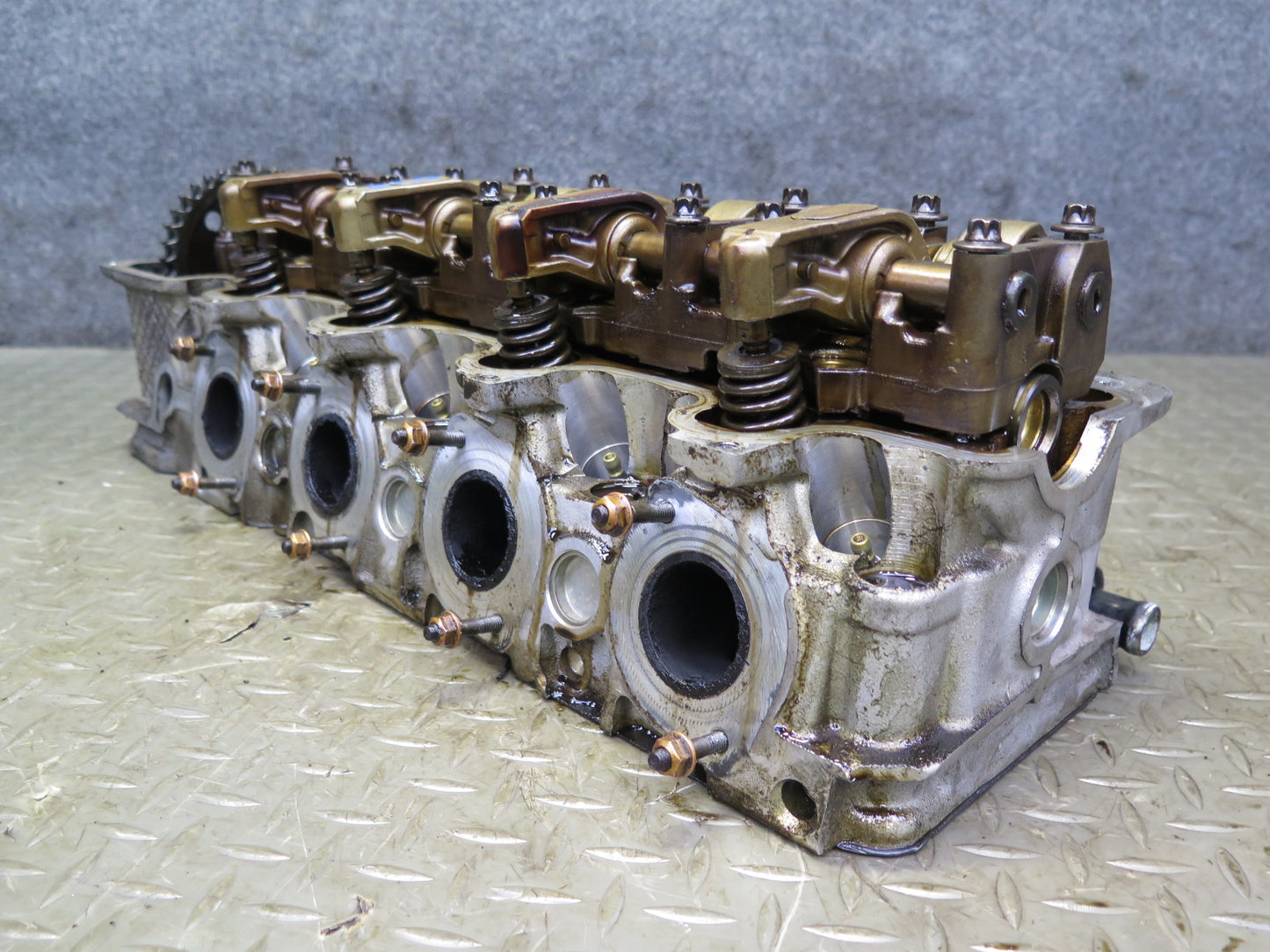 99-02 Mercedes R129 SL500 5.0L 113.961 Engine Left Cylinder Head w Camshaft OEM