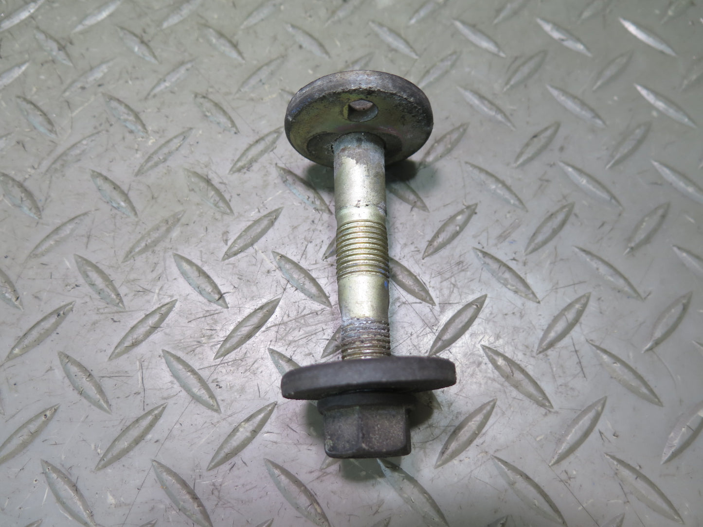 02-10 Lexus Z40 SC430 Set of 2 Front Suspension Eccentric Camber Bolts OEM