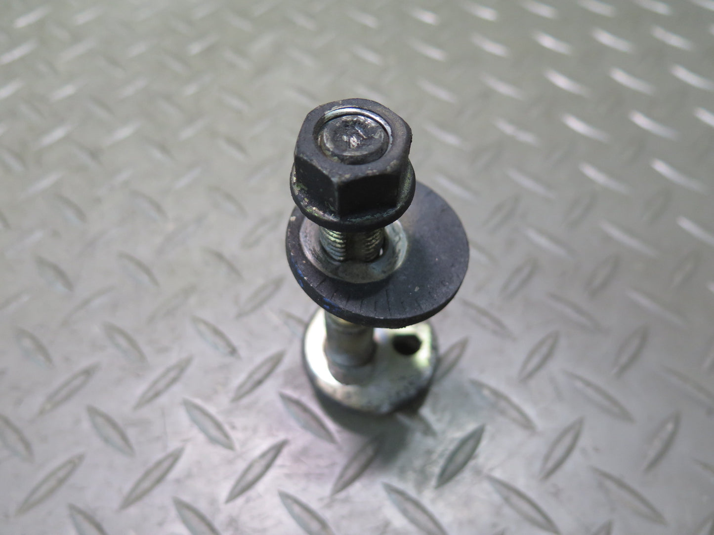 02-10 Lexus Z40 SC430 Set of 2 Front Suspension Eccentric Camber Bolts OEM