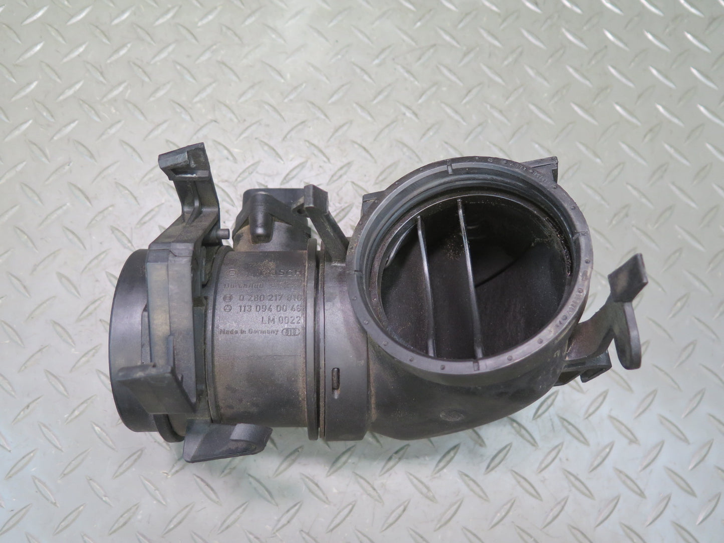99-02 Mercedes R129 SL500 Mass Air Flow Meter MAF Sensor w Intake Pipe OEM