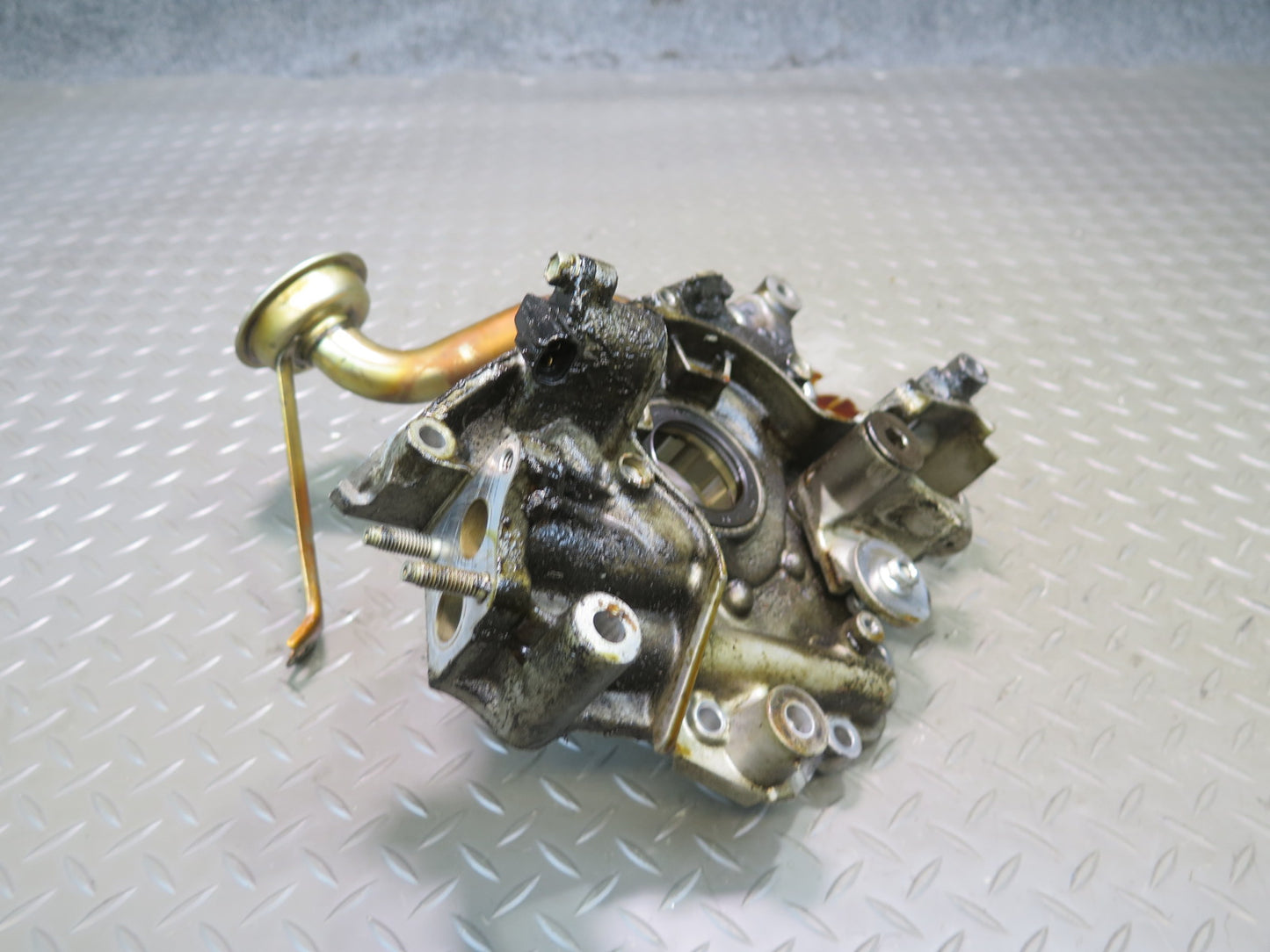 98-00 Lexus LS400 1UZFE Engine Motor Oil Pump w Strainer Pick UP Tube Set OEM