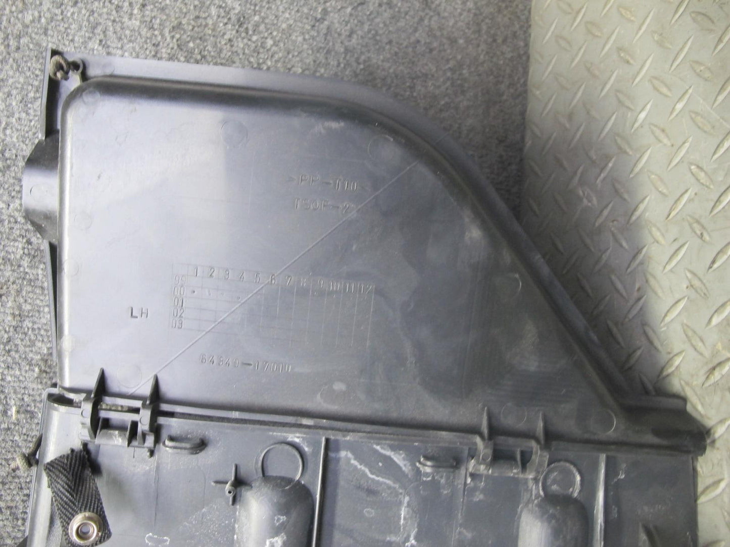 00-05 Toyota MR2 Spyder ZZW30L Rear Parcel Shelf Cover Panel 64330-17010 OEM
