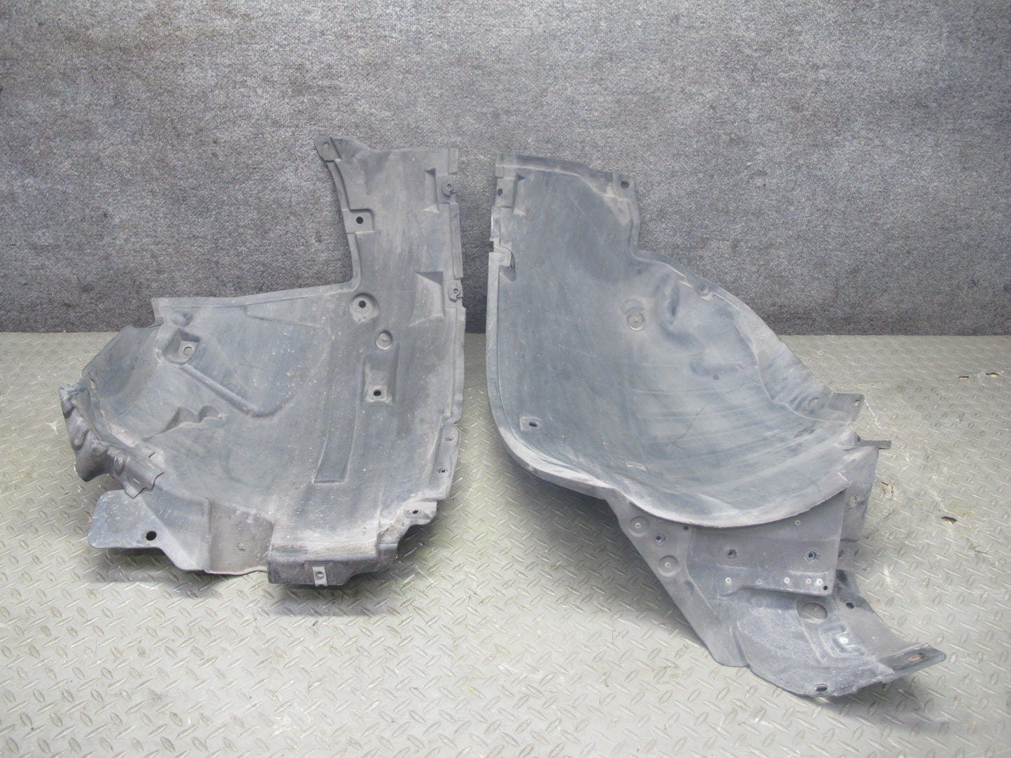 09-20 Nissan Z34 370Z Front Left Fender Liner Splash Shield Guard Set OEM
