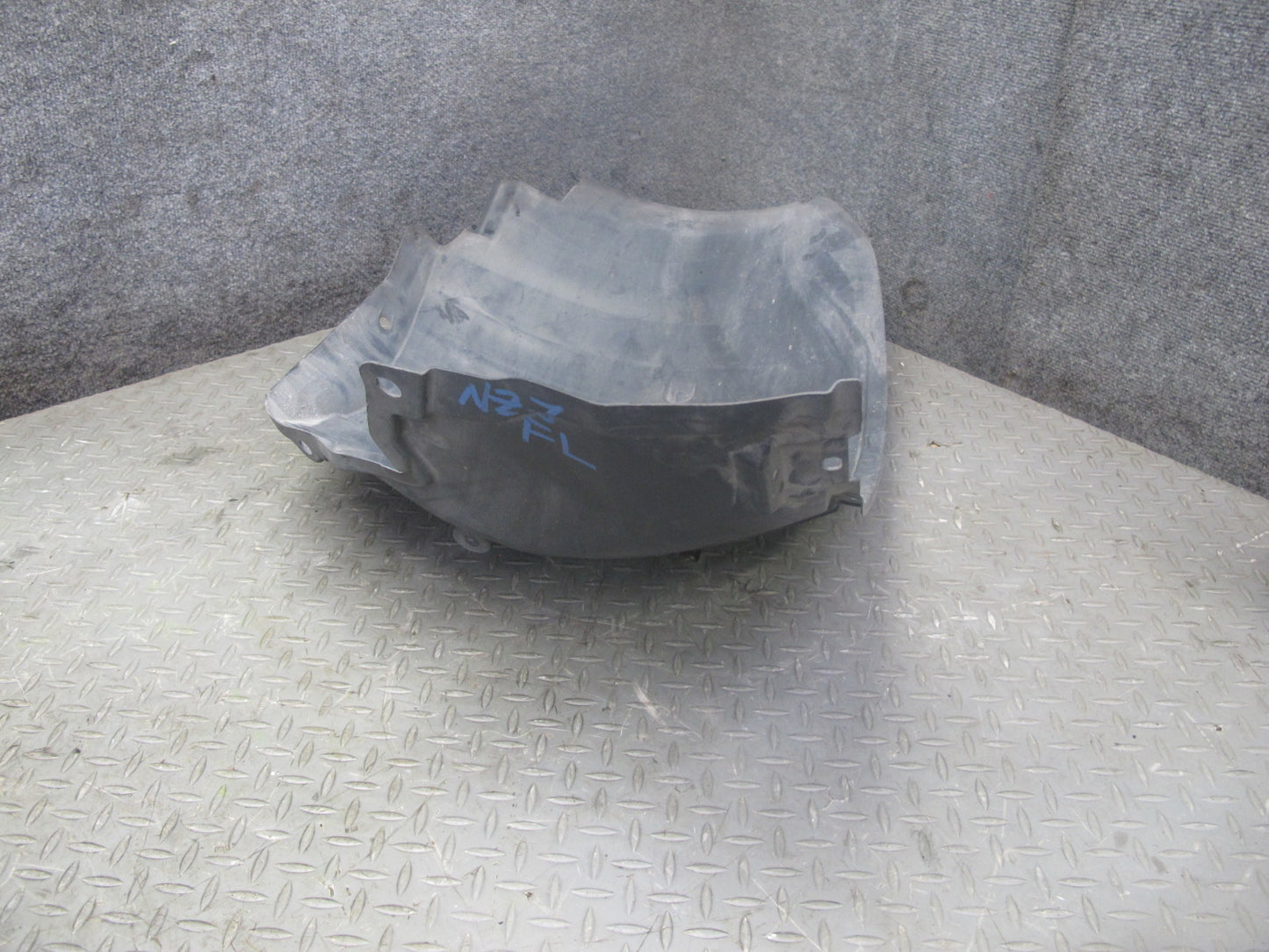 09-20 Nissan Z34 370Z Front Left Fender Liner Splash Shield Guard Set OEM