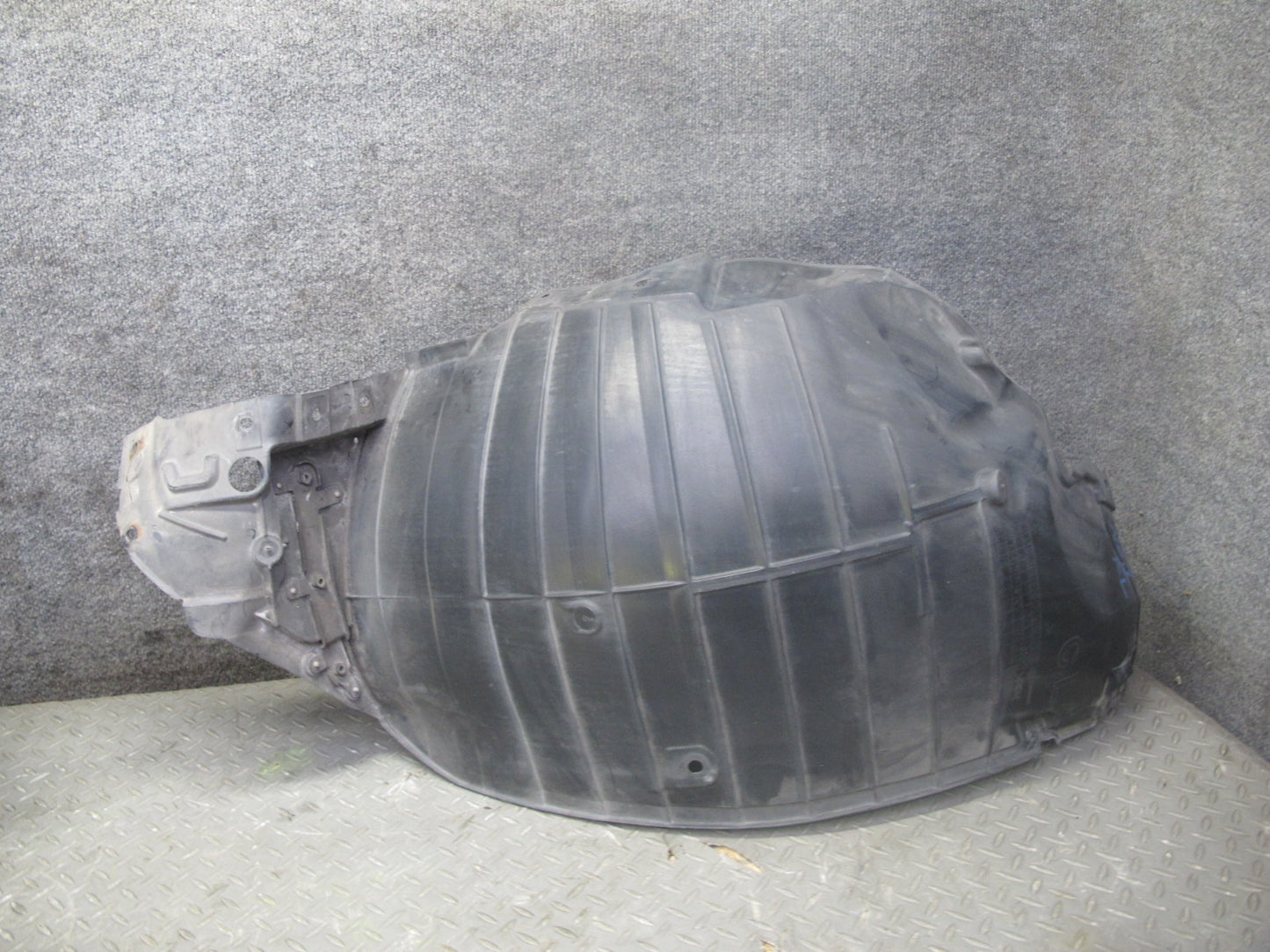 09-20 Nissan Z34 370Z Front Left Fender Liner Splash Shield Guard Set OEM