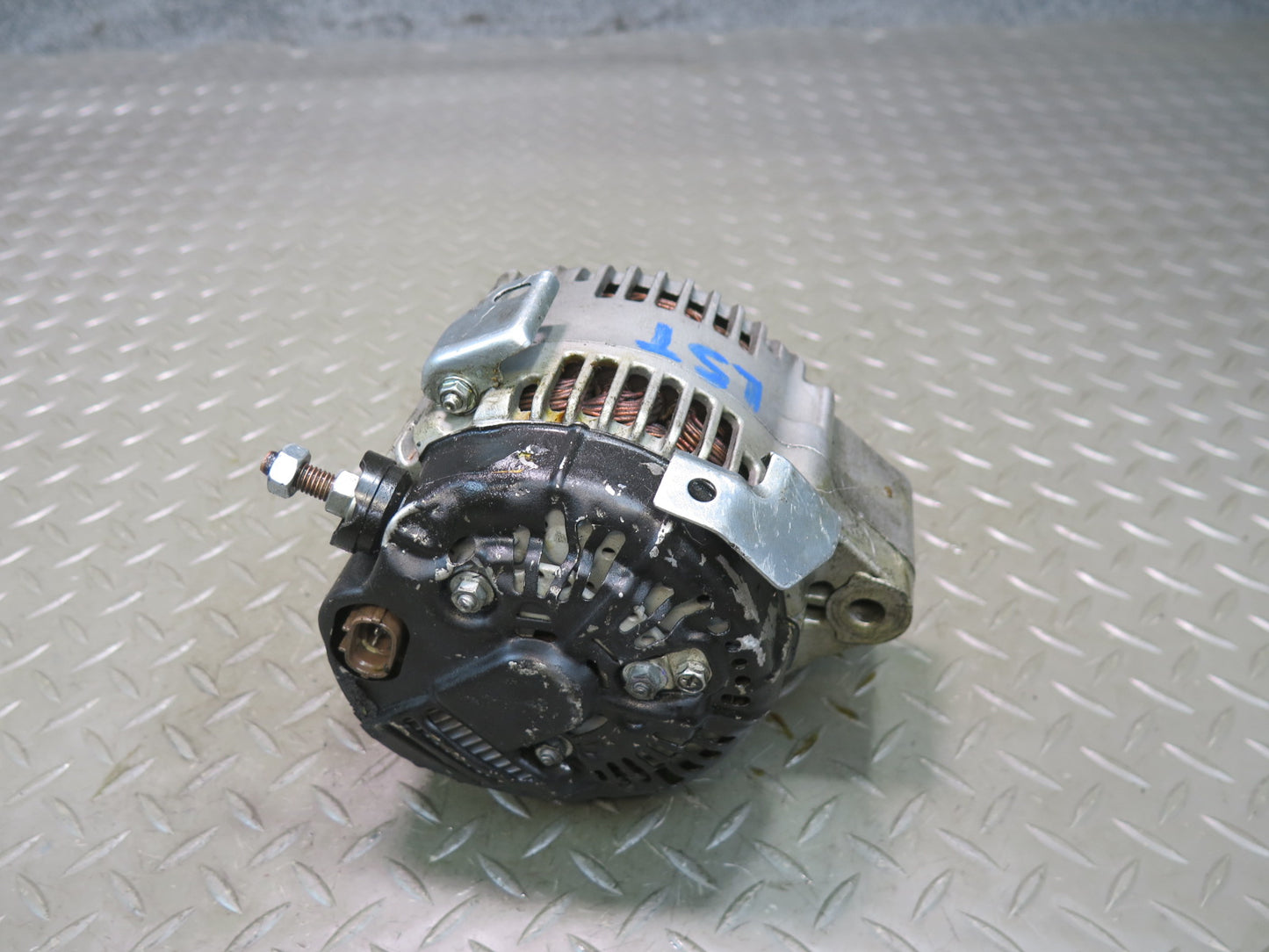 98-00 Lexus LS400 UCF20L 1UZFE Engine Generator Alternator OEM