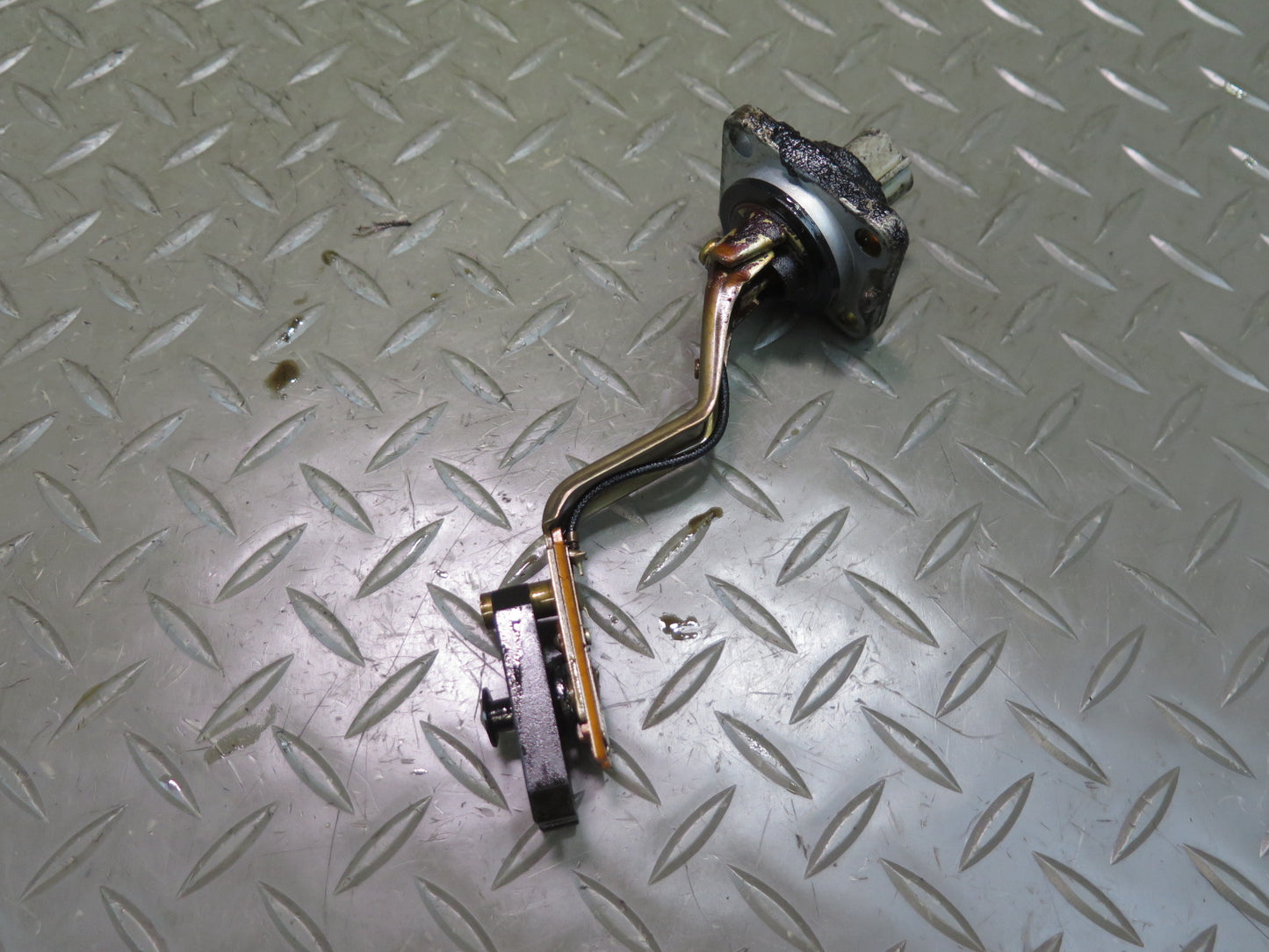 98-00 Lexus UCF20L LS400 GS400 1UZFE Engine Oil Level Sensor OEM