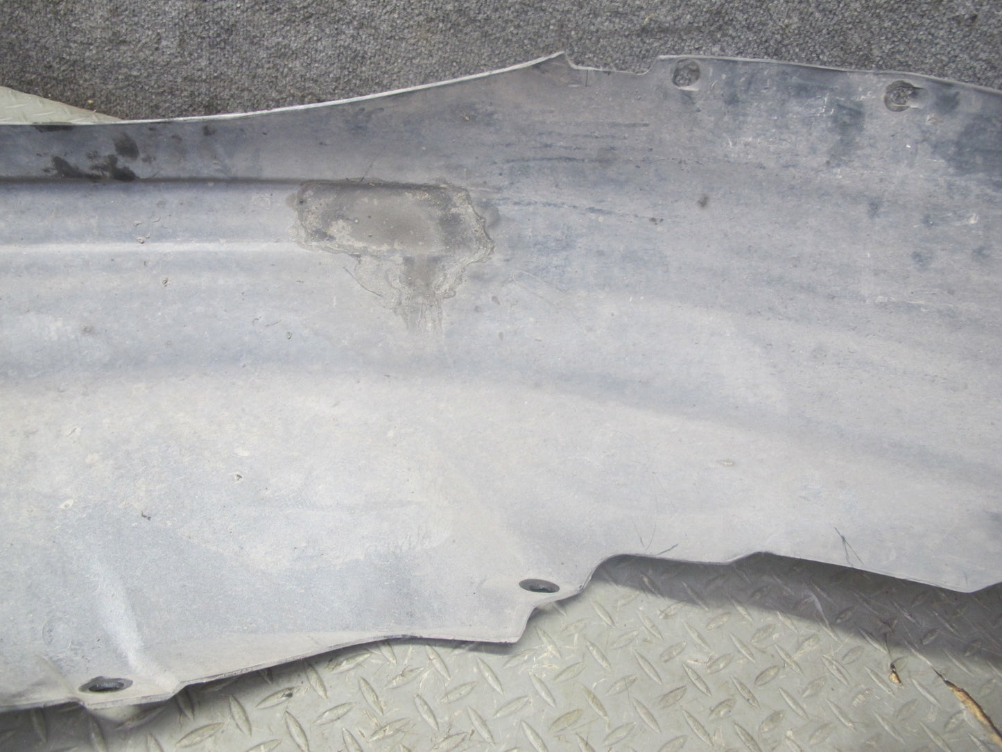 84-96 Chevrolet Corvette C4 Rear Right Fender Liner Splash Shield Guard OEM