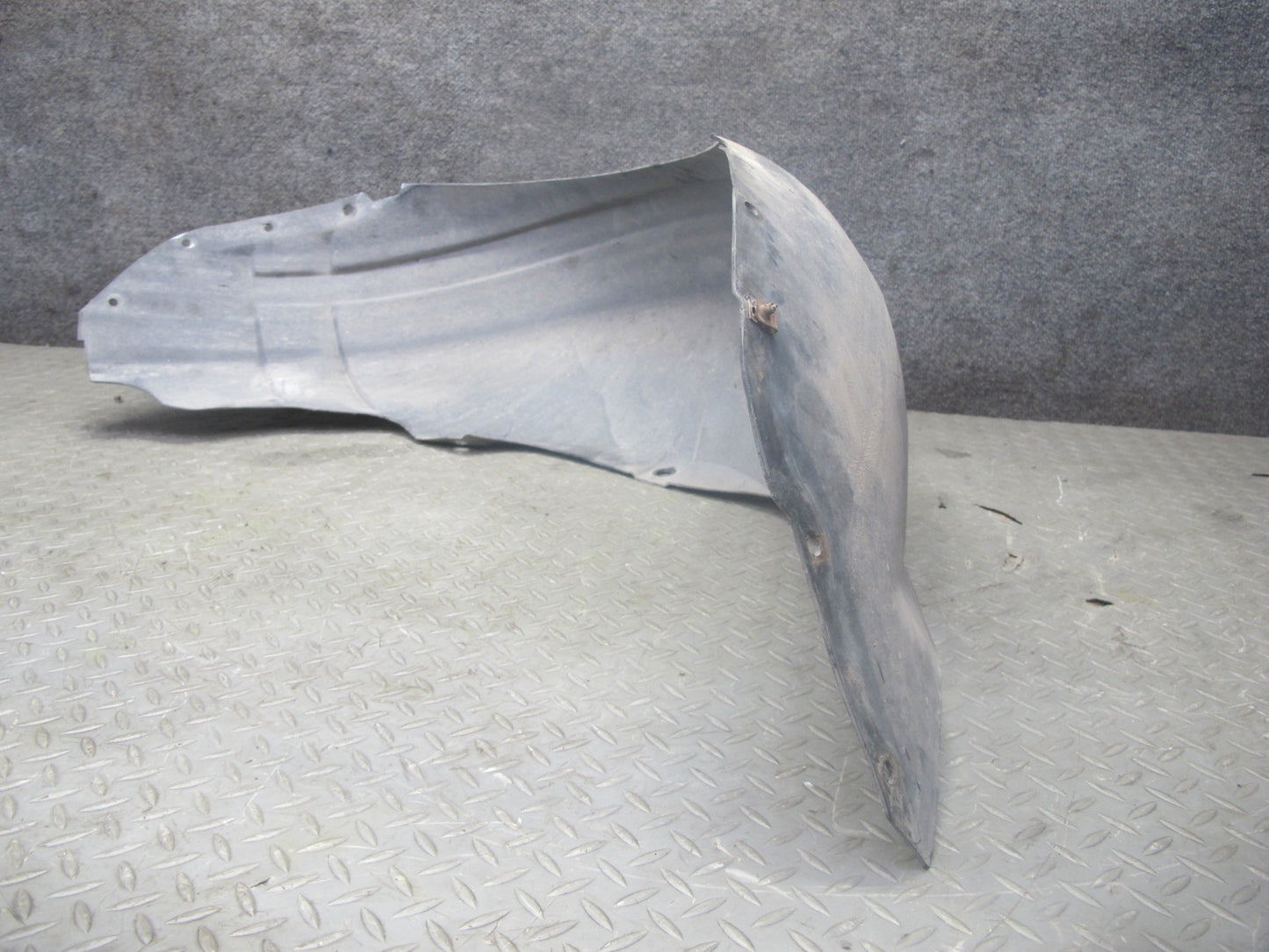 84-96 Chevrolet Corvette C4 Rear Right Fender Liner Splash Shield Guard OEM
