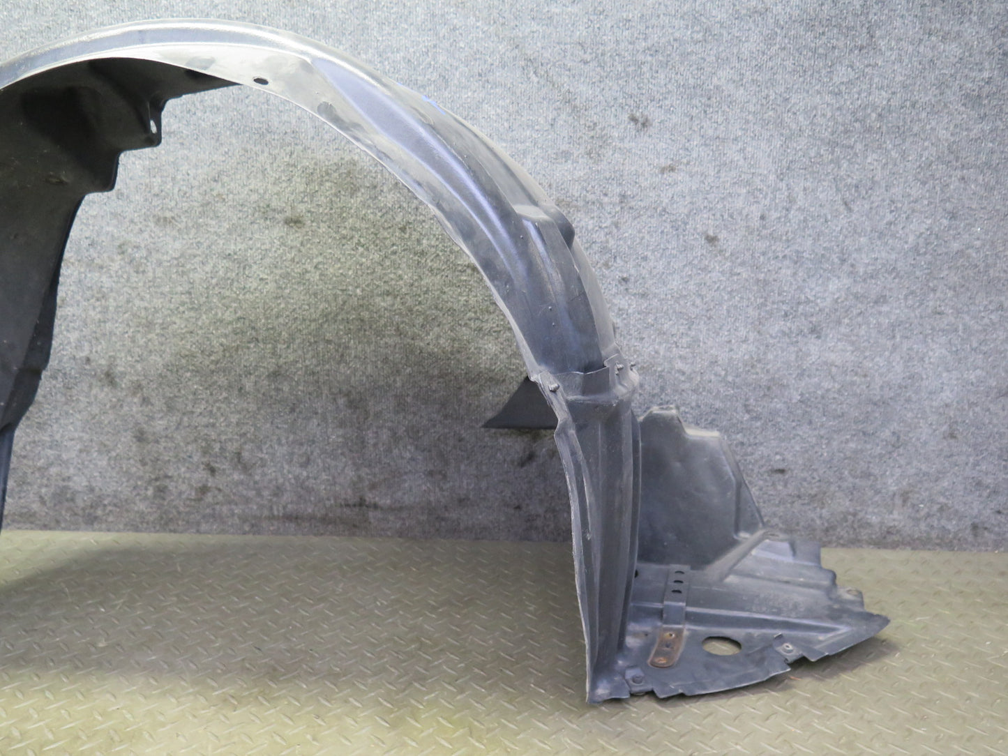 02-05 Lexus UZZ40L SC430 Front Right Fender Liner Splash Shield Guard Cover OEM