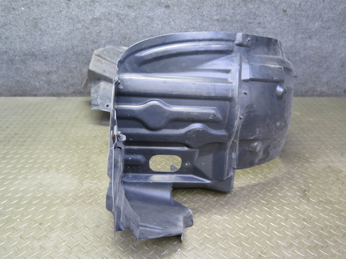 02-05 Lexus UZZ40L SC430 Front Right Fender Liner Splash Shield Guard Cover OEM