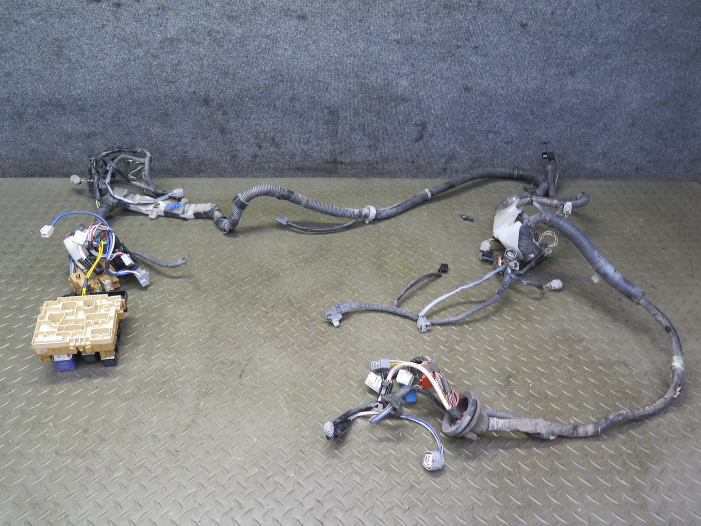 1996 Toyota MARK2 JZX100 Tourer 2.5L 1JZGE Engine Bay Wire Wiring Harness OEM