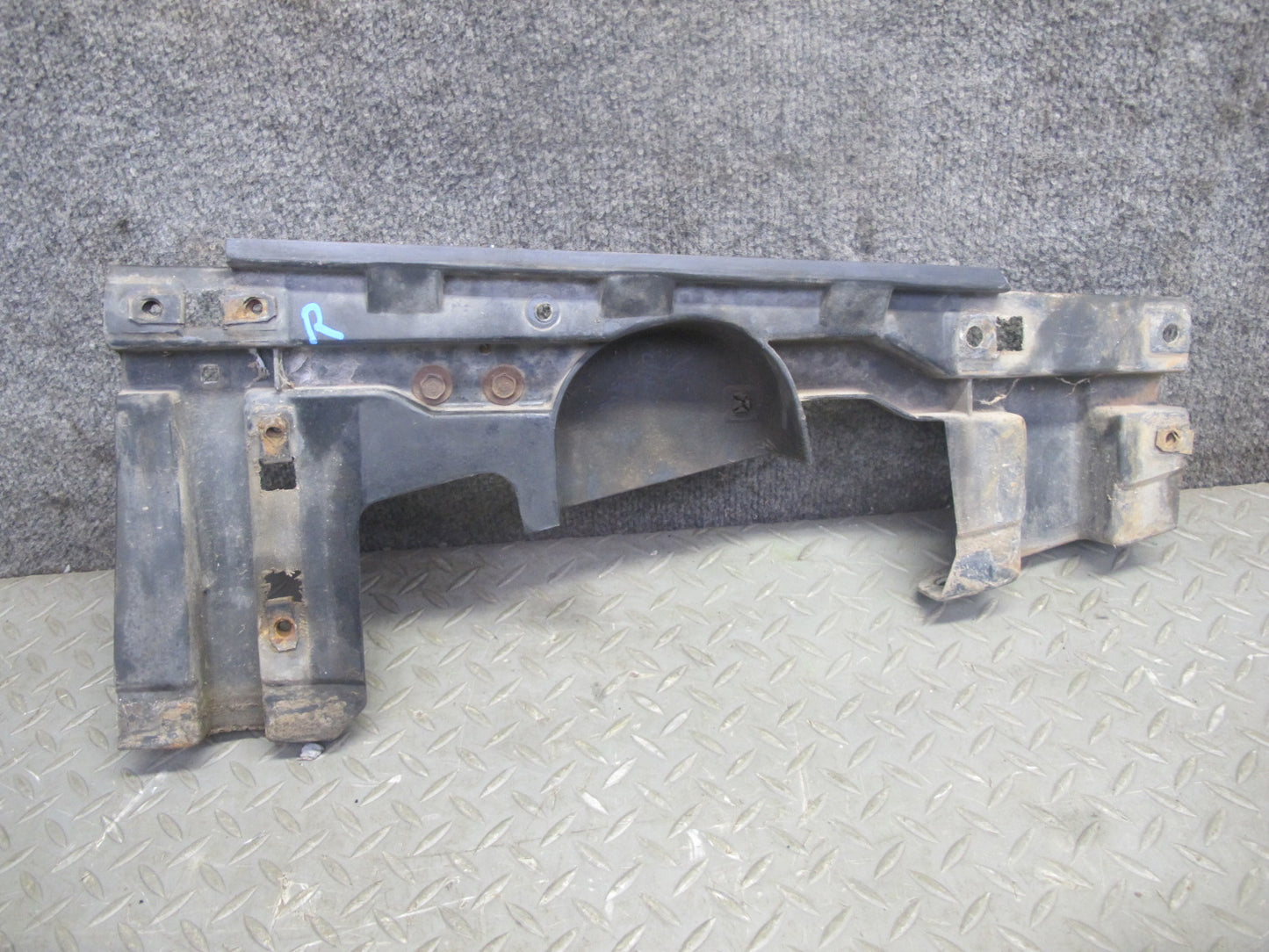 84-87 Chevrolet Corvette C4 Front Left Wheel Arch Fender Splash Guard Set OEM