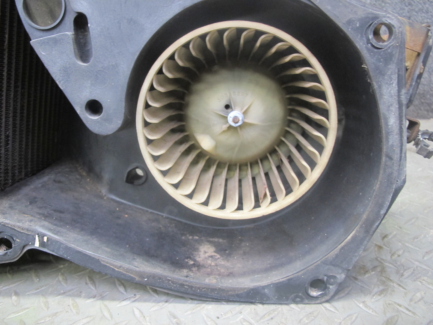 1984 Chevrolet Corvette C4 A/C Air Conditioning Blower Motor Evaporator Box OEM