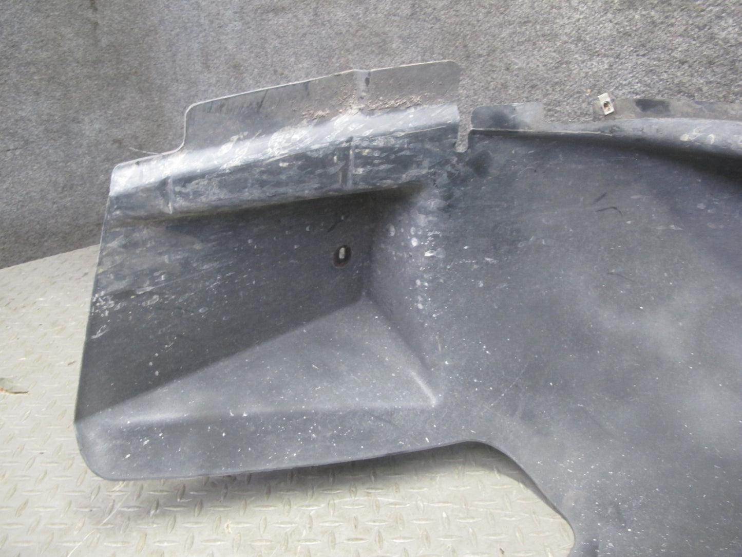 2003-2009 Hummer H2 Rear Right Wheel Fender Liner Splash Guard Shield 15111880