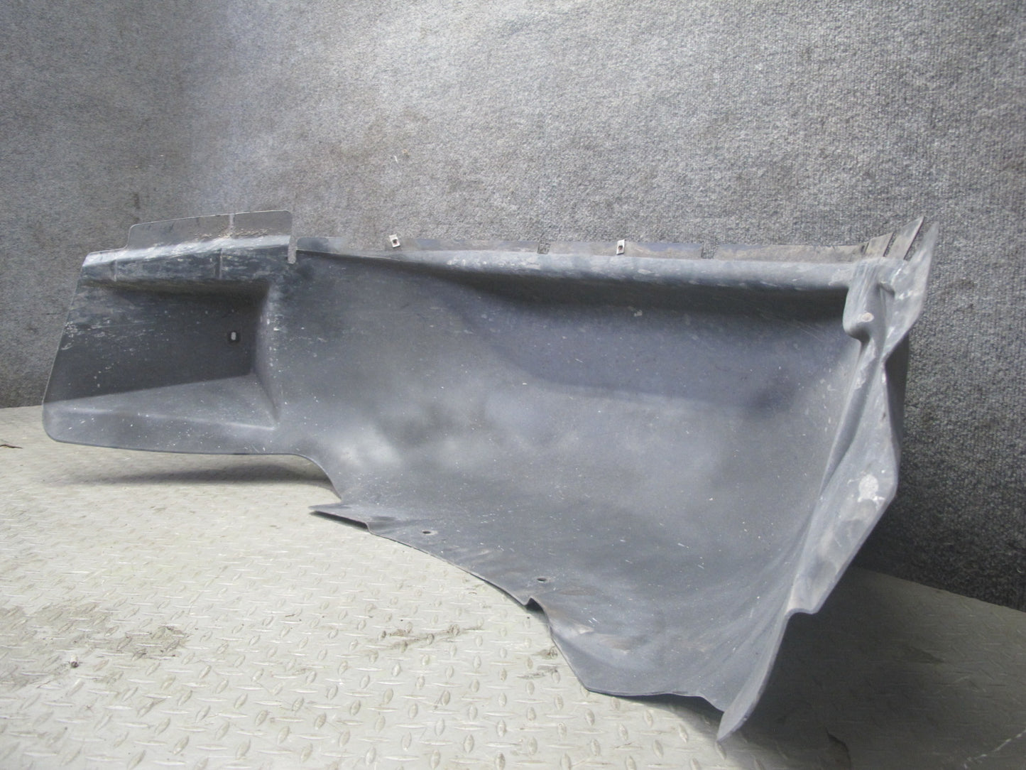 2003-2009 Hummer H2 Rear Right Wheel Fender Liner Splash Guard Shield 15111880