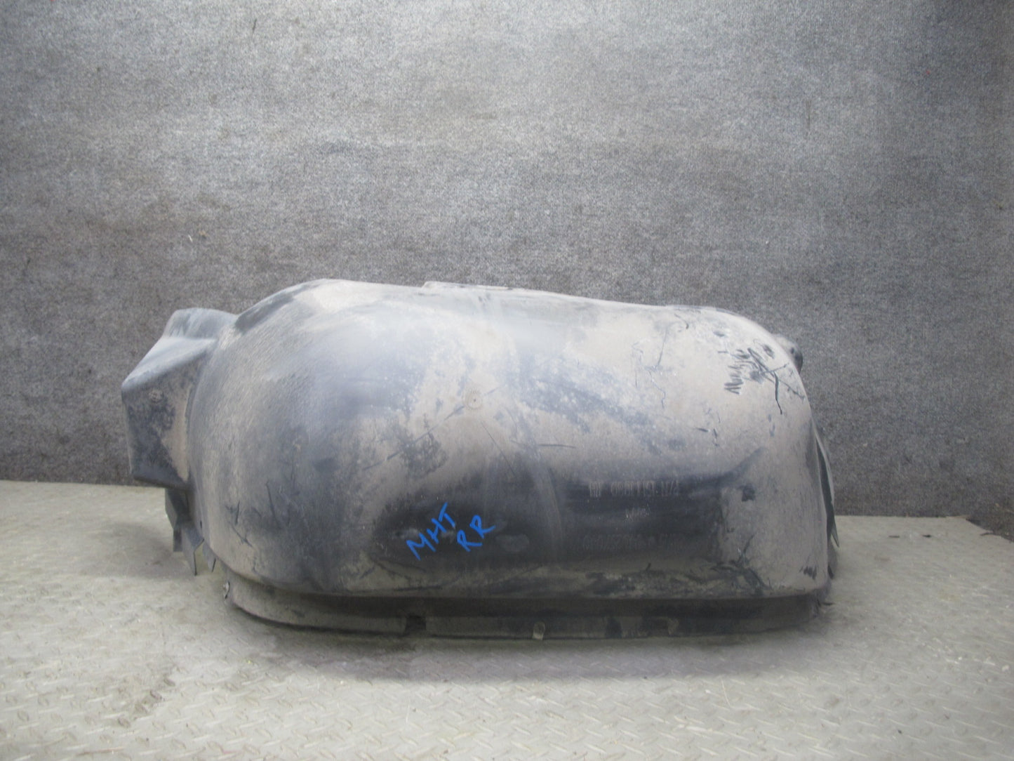 2003-2009 Hummer H2 Rear Right Wheel Fender Liner Splash Guard Shield 15111880