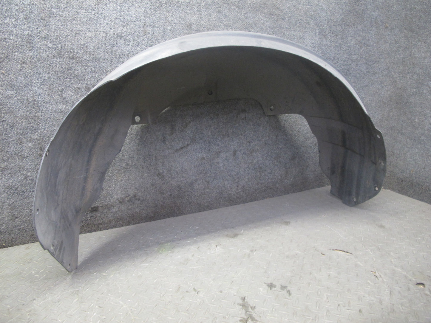 84-96 Chevrolet Corvette C4 Rear Left Fender Liner Splash Shield Guard OEM