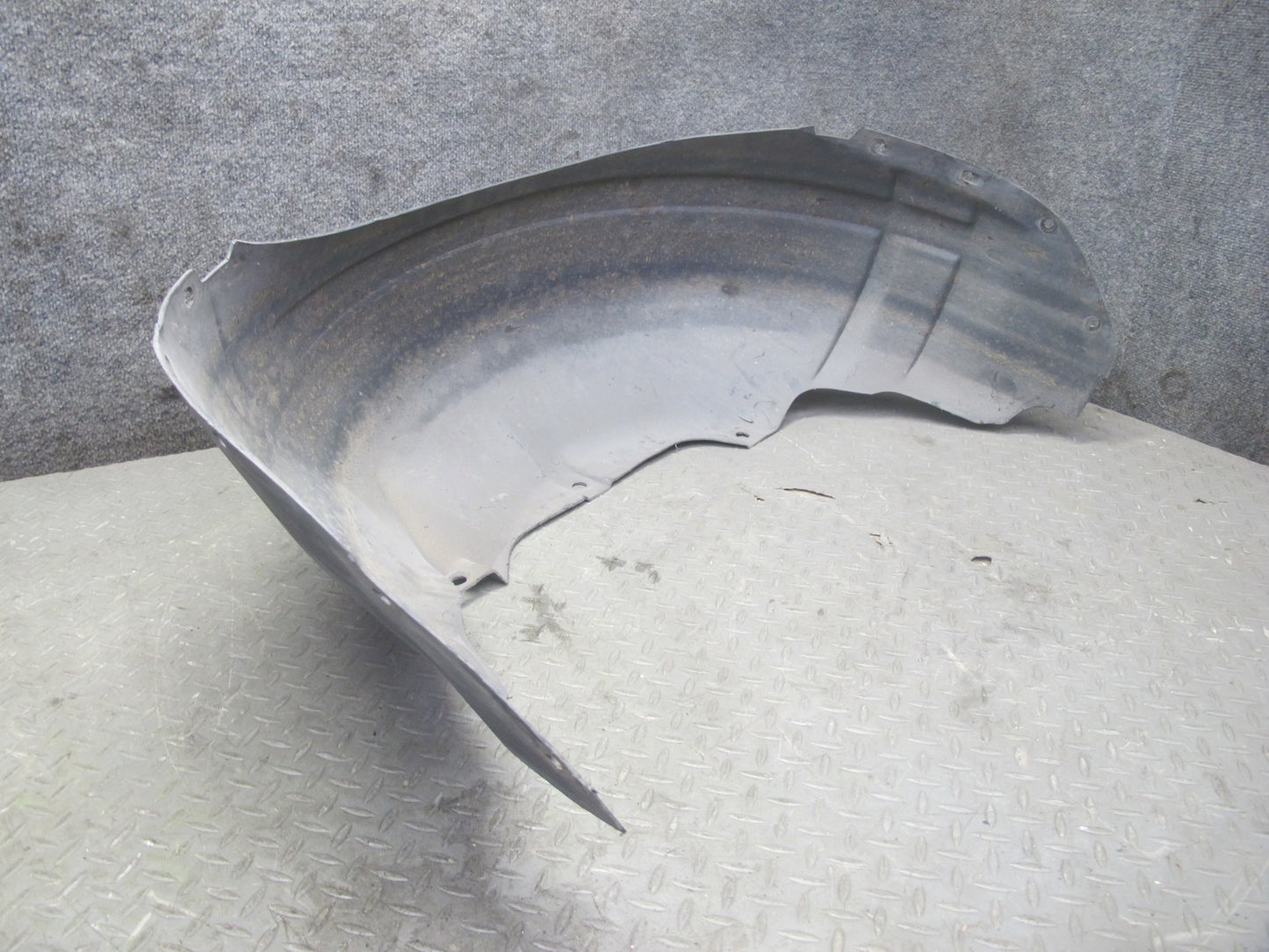 84-96 Chevrolet Corvette C4 Rear Left Fender Liner Splash Shield Guard OEM