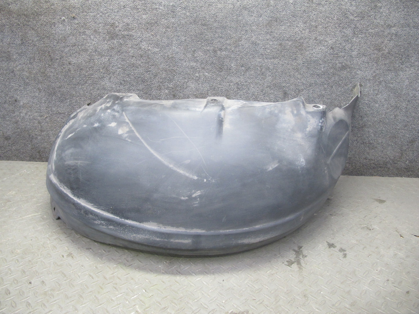 84-96 Chevrolet Corvette C4 Rear Right Fender Liner Splash Shield Guard OEM