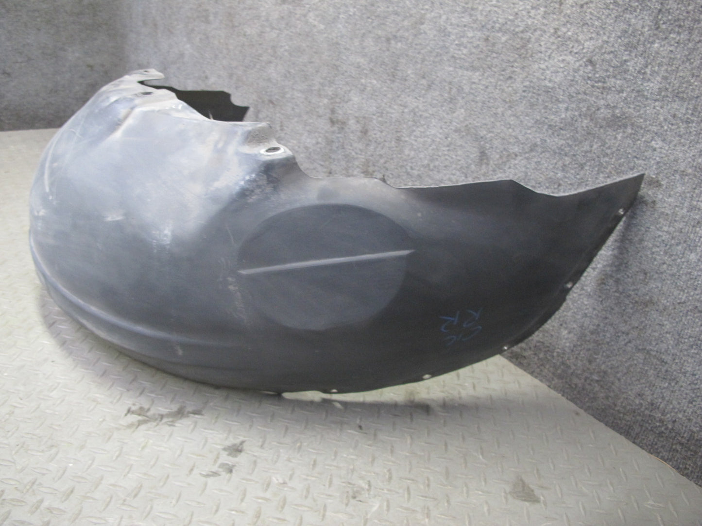 84-96 Chevrolet Corvette C4 Rear Right Fender Liner Splash Shield Guard OEM