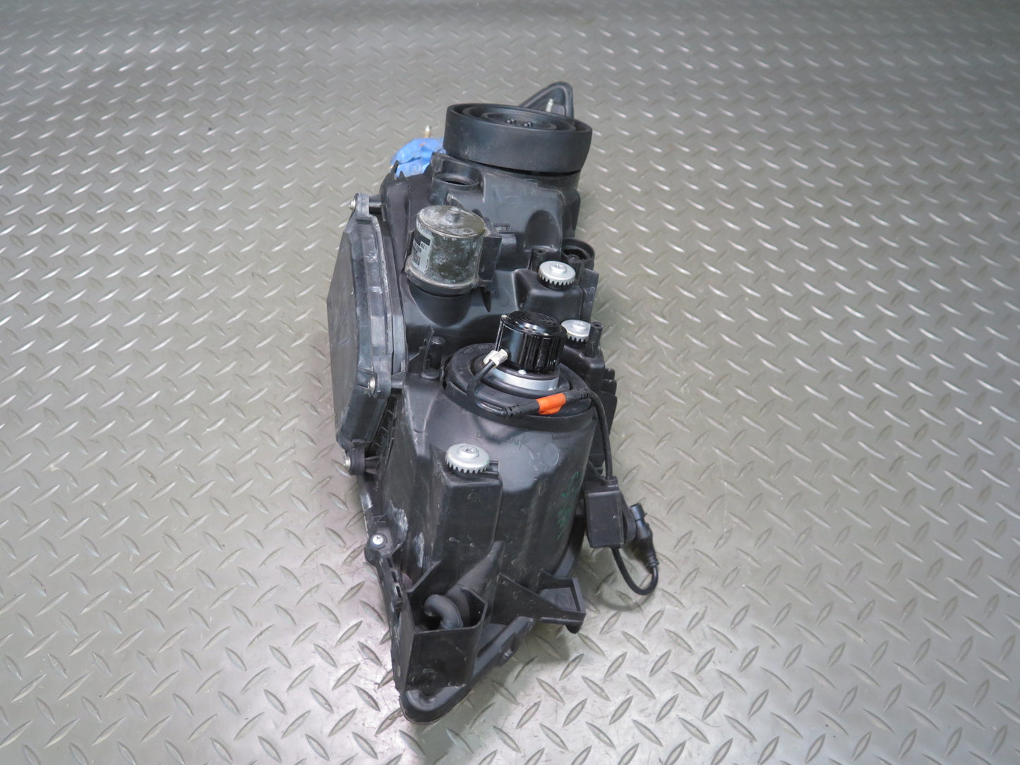01-05 Lexus JCE10L IS300 Front Left Aftermarket Halogen Headlight Lamp