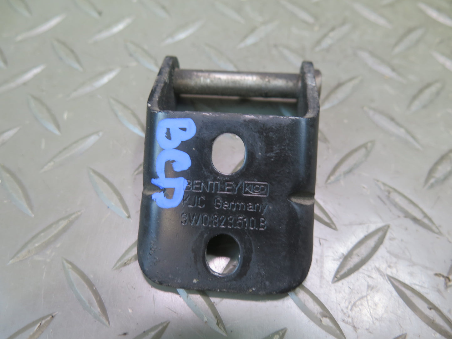 2006-2012 Bentley Continental Flying Spur Front Hood Safety Catch Lock Latch Set
