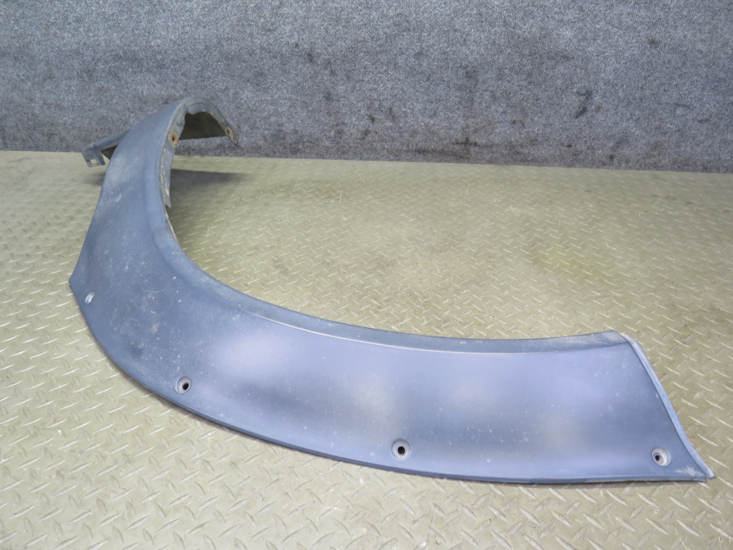 99-01 Isuzu Vehicross Front Left & Right Fender Flare Trim Panel Molding OEM
