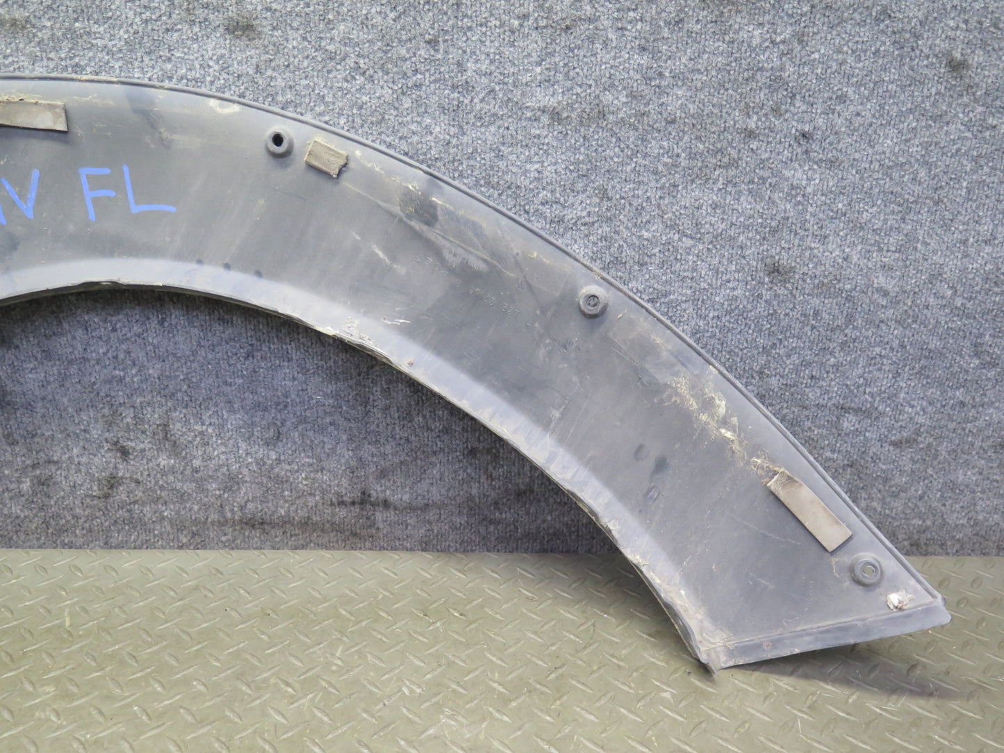 99-01 Isuzu Vehicross Front Left & Right Fender Flare Trim Panel Molding OEM