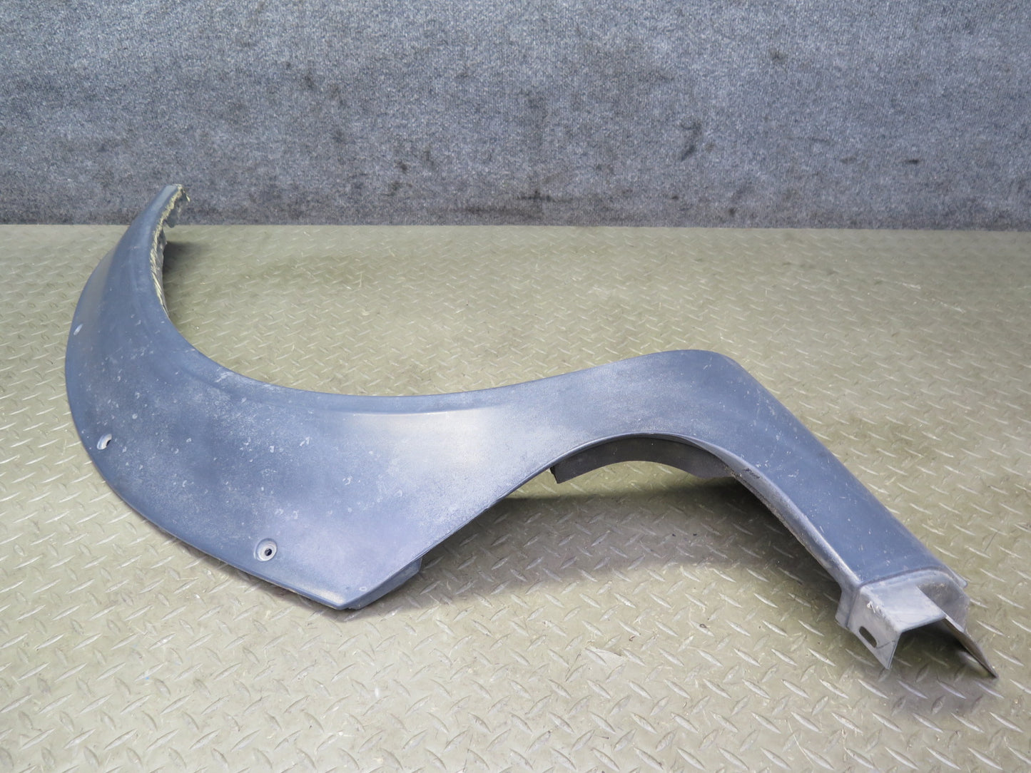 99-01 Isuzu Vehicross Front Left & Right Fender Flare Trim Panel Molding OEM