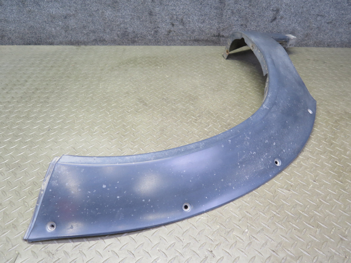 99-01 Isuzu Vehicross Front Left & Right Fender Flare Trim Panel Molding OEM