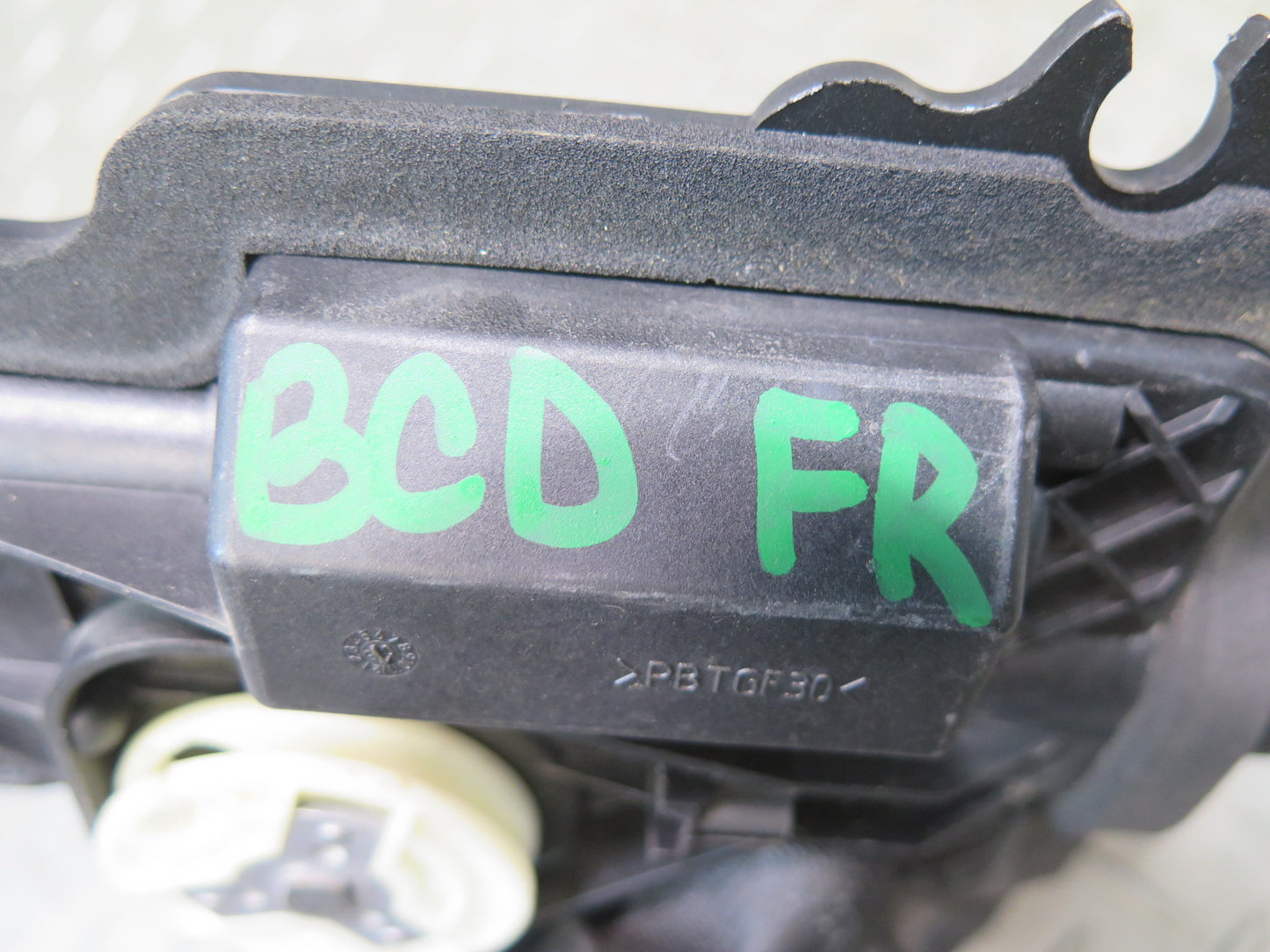 2006-2012 Bentley Flying Spur Front Right Door Lock Soft Close Actuator Motor