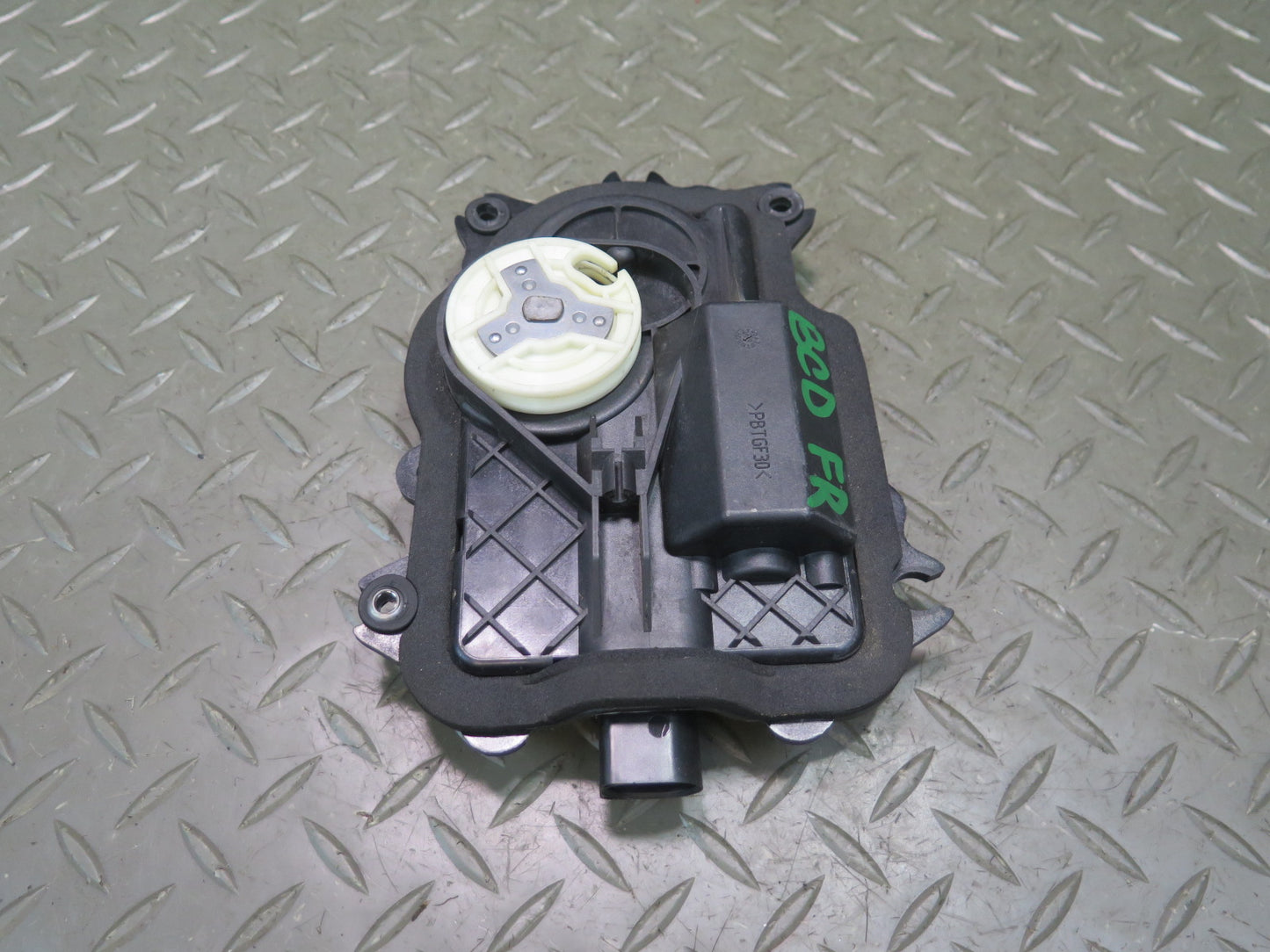 2006-2012 Bentley Flying Spur Front Right Door Lock Soft Close Actuator Motor
